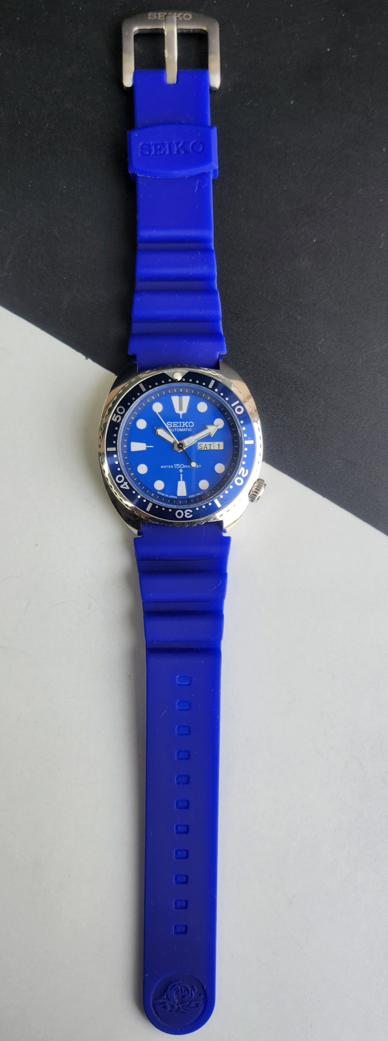Vintage Seiko Turtle Automatic Blue Face Cal. 6309 Blue Silicone Strap Day-Date Men's Wrist Watch E57