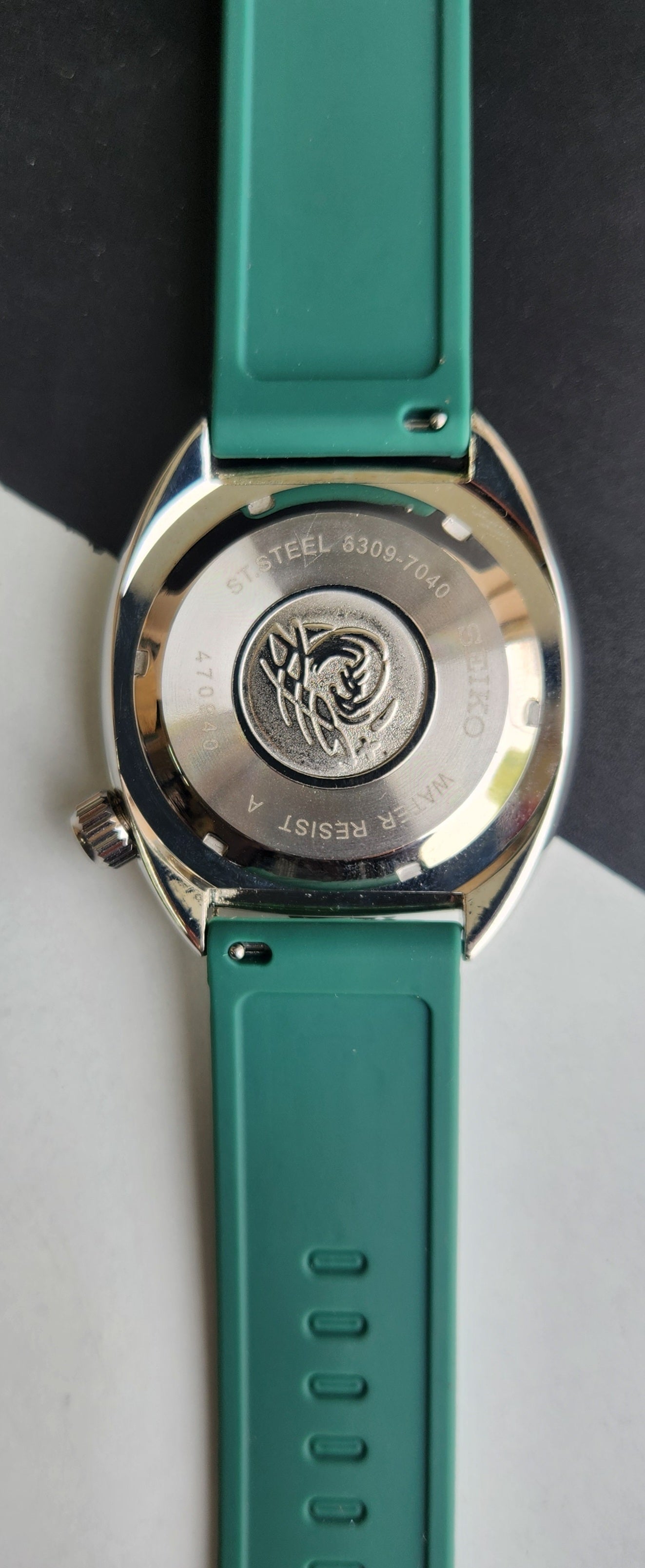 Vintage Seiko Turtle Automatic Sea Green Face Cal. 6309 Sea Green Silicone Strap Day-Date Men's Wrist Watch E58