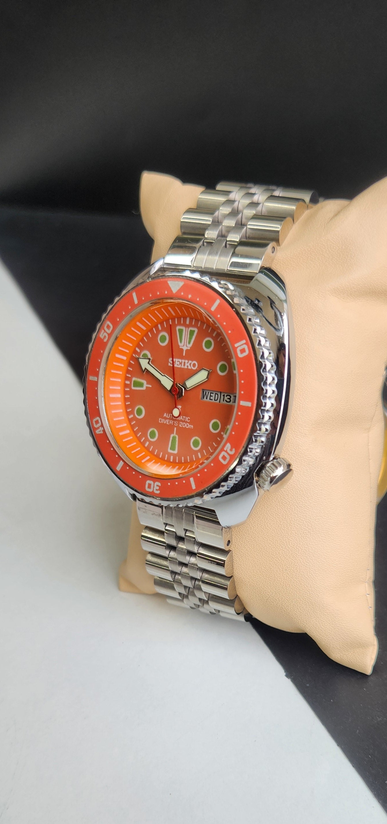Vintage Seiko Turtle Automatic Orange Face Cal. 6309 Day-Date Men's Wrist Watch E61