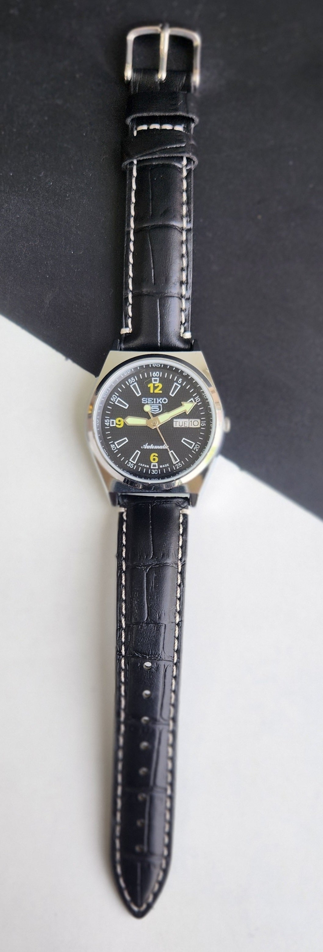 Vintage Mod Seiko 5 Automatic 6309A 17 Jewels Japan Men's Day-Date Black Face Wrist Watch E70