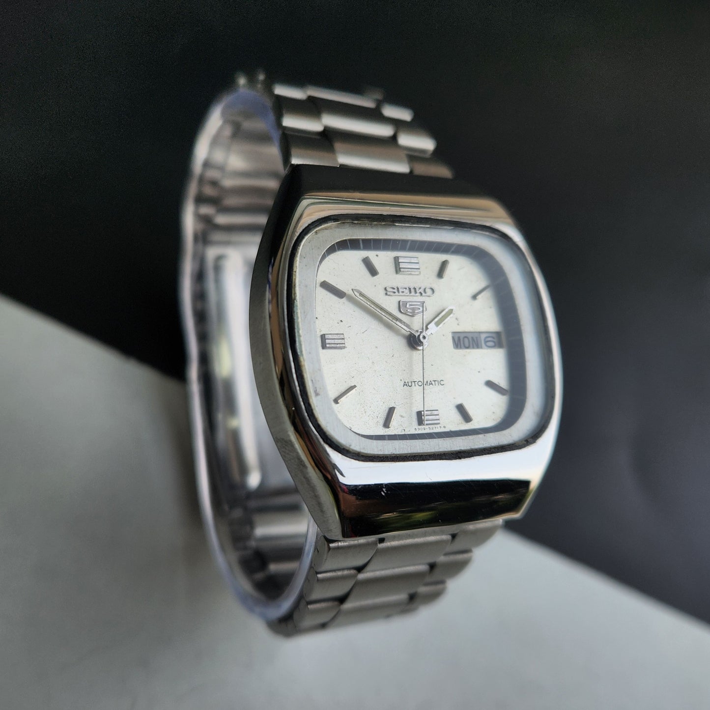Vintage 1984 Original Seiko 5 Automatic 6309-5230 Silver Face 17 Jewels Day-Date Japanese Men's Wrist Watch EG08