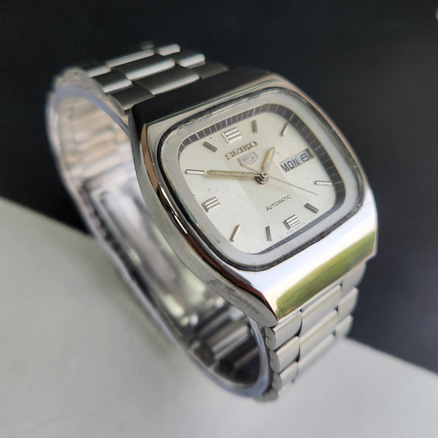 Vintage 1984 Original Seiko 5 Automatic 6309-5230 Silver Face 17 Jewels Day-Date Japanese Men's Wrist Watch EG08
