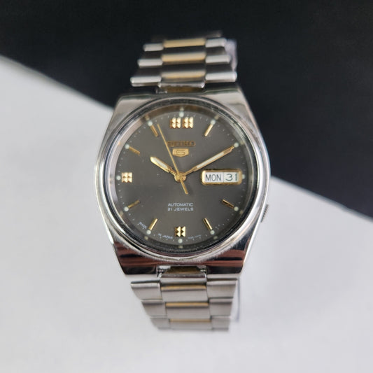 Vintage 1999 Original Seiko 5 Automatic 7S26-3100 Gray Face 21 Jewels Day-Date Japanese Men's Wrist Watch EG10