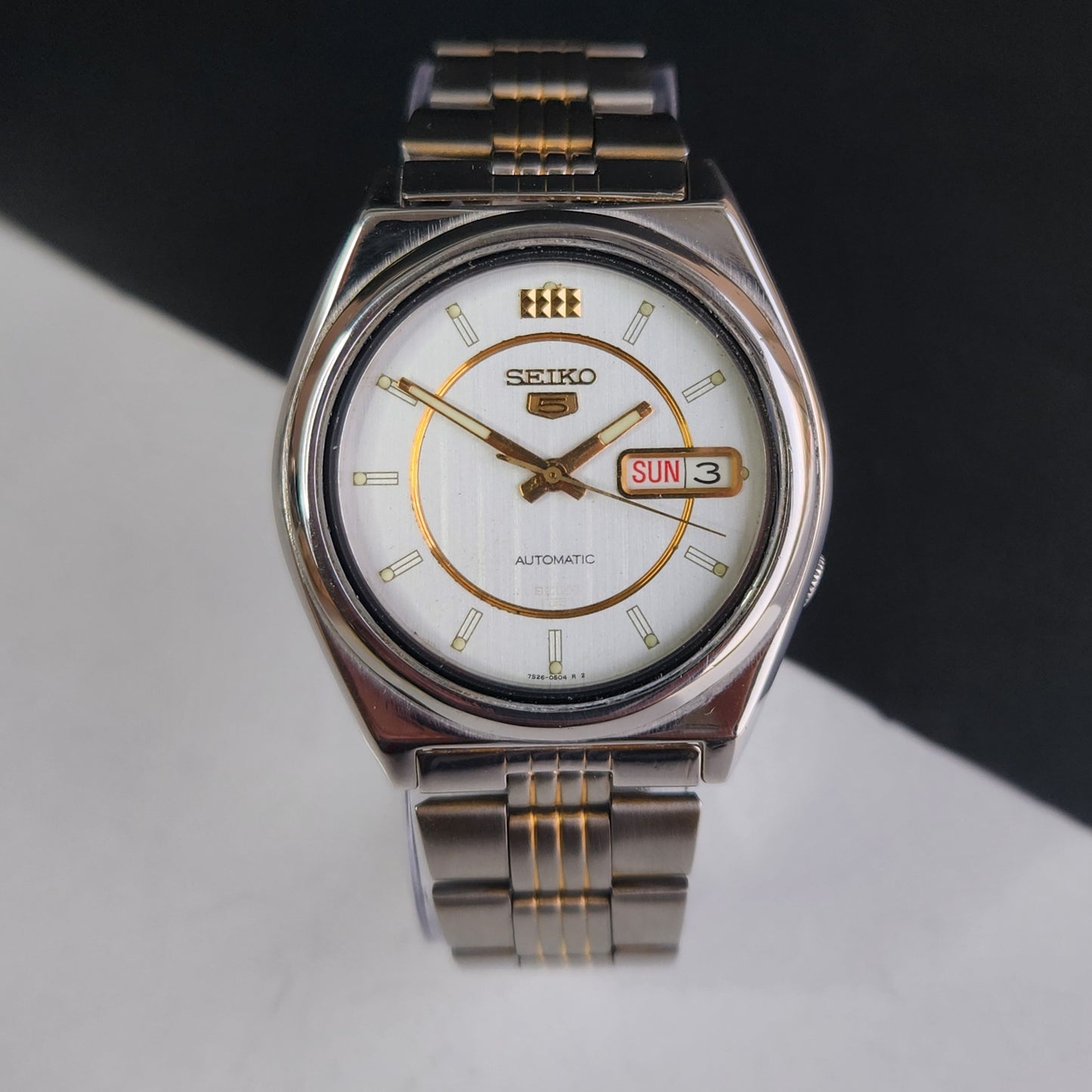 Vintage 1999 Original Seiko 5 Automatic 7S26-8760 White Face 21 Jewels Day-Date Japanese Men's Wrist Watch EG12