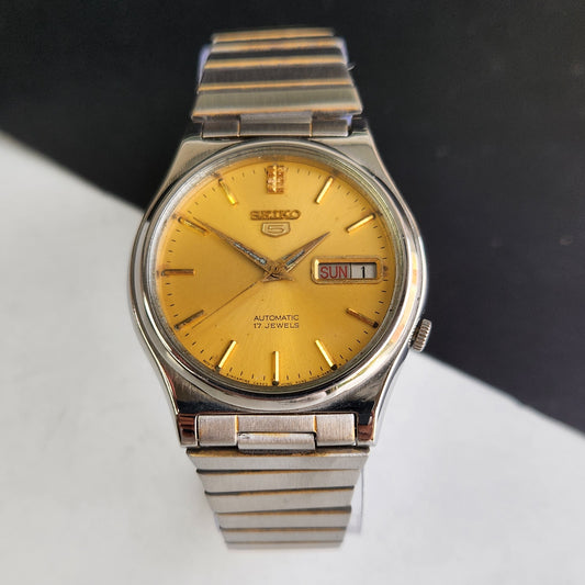 Vintage 1976 Original Seiko 5 Automatic 7009-5821 Golden Face 17 Jewels Day-Date Japanese Men's Wrist Watch EG18
