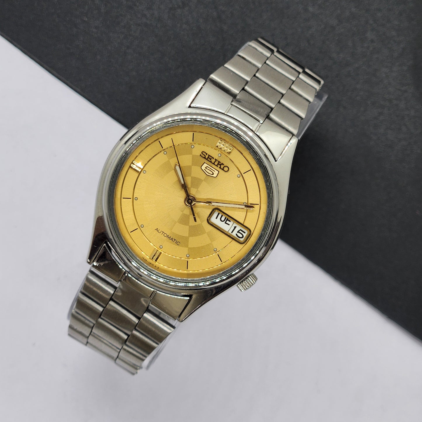 Vintage 1969 Original Seiko 5 Automatic 7019-8180 Golden Face 21 Jewels Day-Date Japanese Men's Wrist Watch EG19
