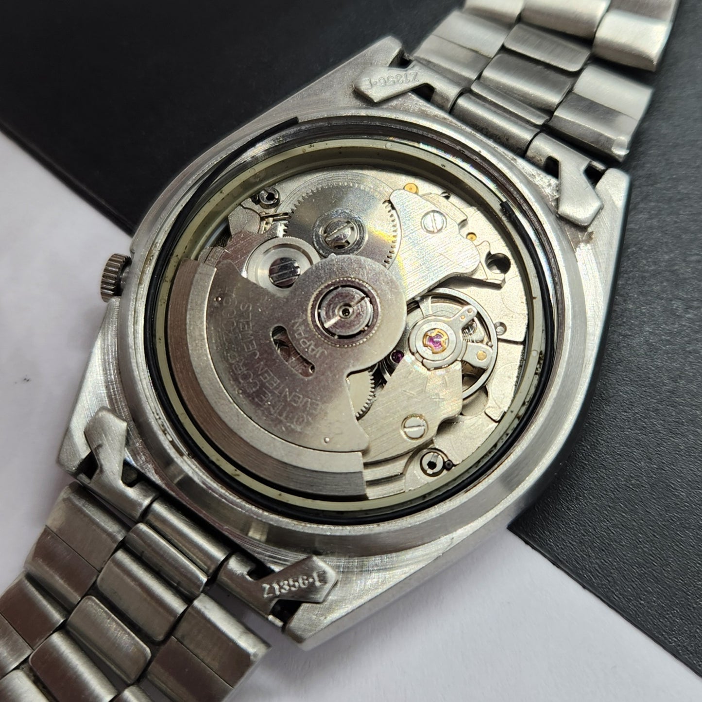 Vintage 1977 Original Seiko 5 Automatic 7009-8761 Black Face 17 Jewels Day-Date Japanese Men's Wrist Watch EG21