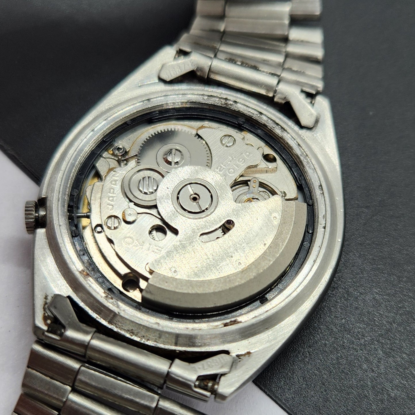 Vintage 1969 Original Seiko 5 Automatic 7019-8180 Golden Face 21 Jewels Day-Date Japanese Men's Wrist Watch EG22
