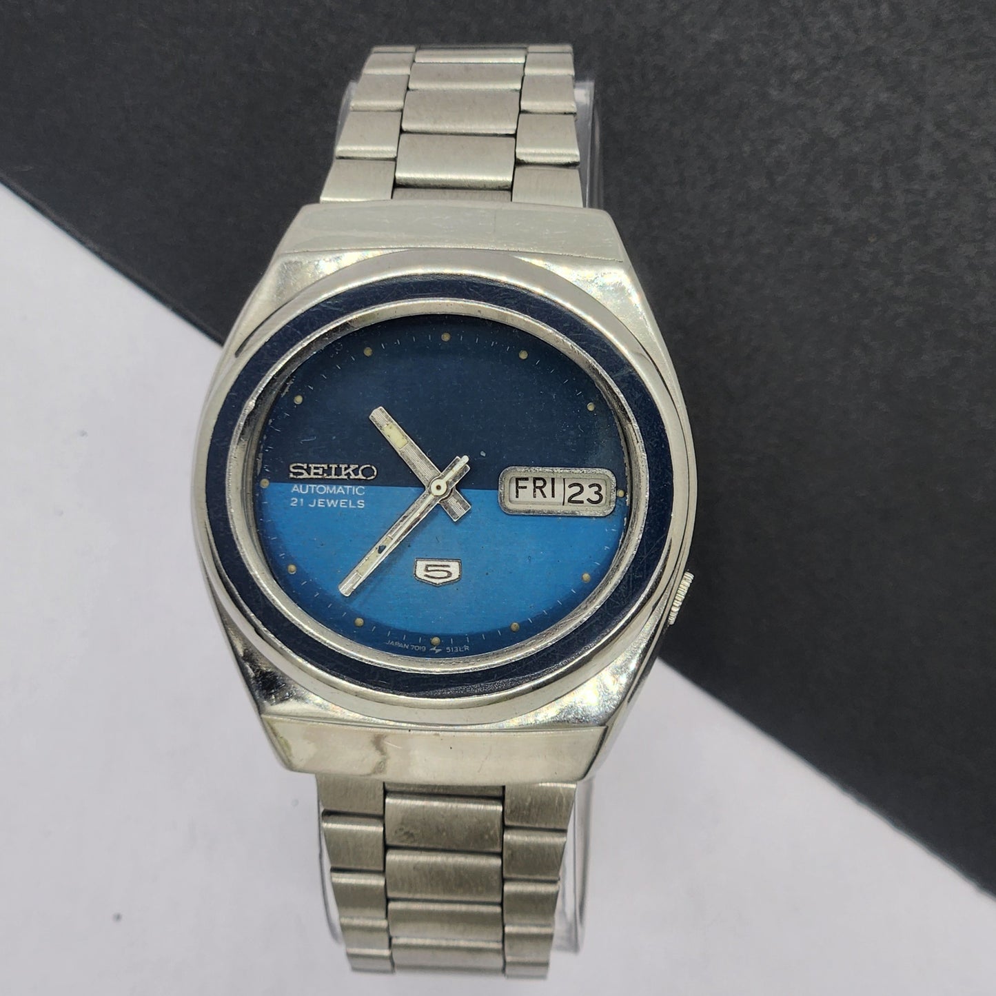 Vintage 1974 Original Seiko 5 Automatic 7019-7340 Blue Face 21 Jewels Day-Date Japanese Men's Wrist Watch EG23