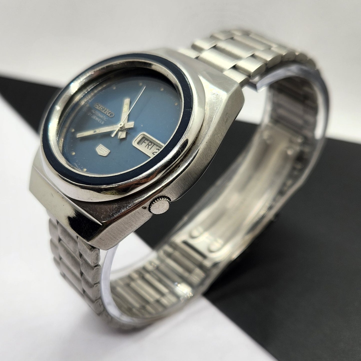 Vintage 1974 Original Seiko 5 Automatic 7019-7340 Blue Face 21 Jewels Day-Date Japanese Men's Wrist Watch EG23