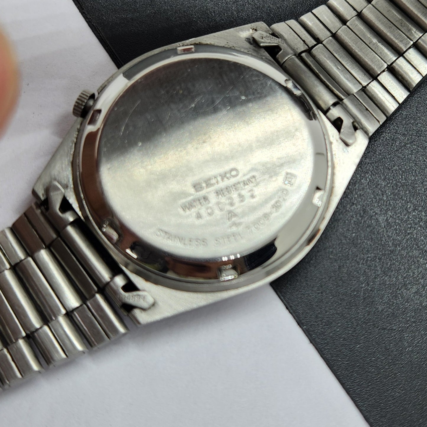 Vintage 1984 Original Seiko 5 Automatic 7009-3020 Gray Face 17 Jewels Day-Date Japanese Men's Wrist Watch EG26