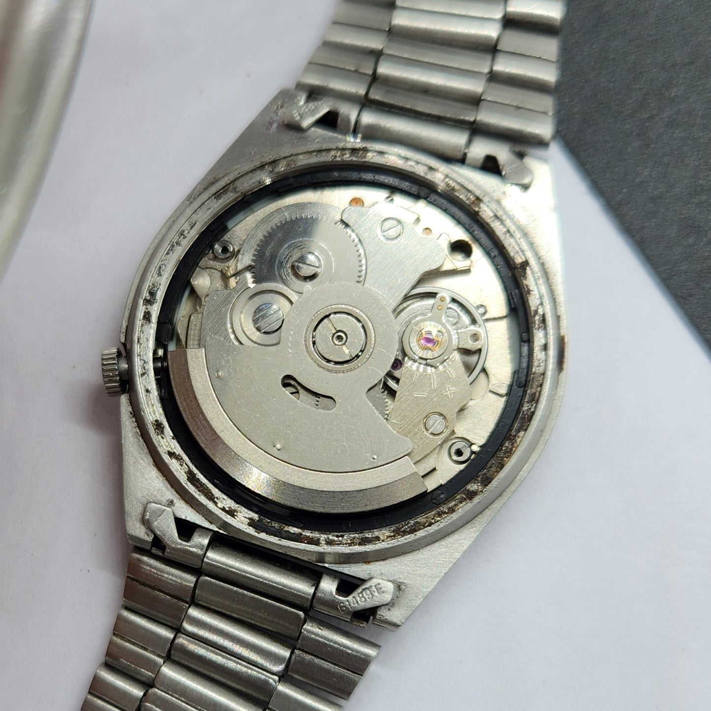 Vintage 1984 Original Seiko 5 Automatic 7009-3020 Gray Face 17 Jewels Day-Date Japanese Men's Wrist Watch EG26