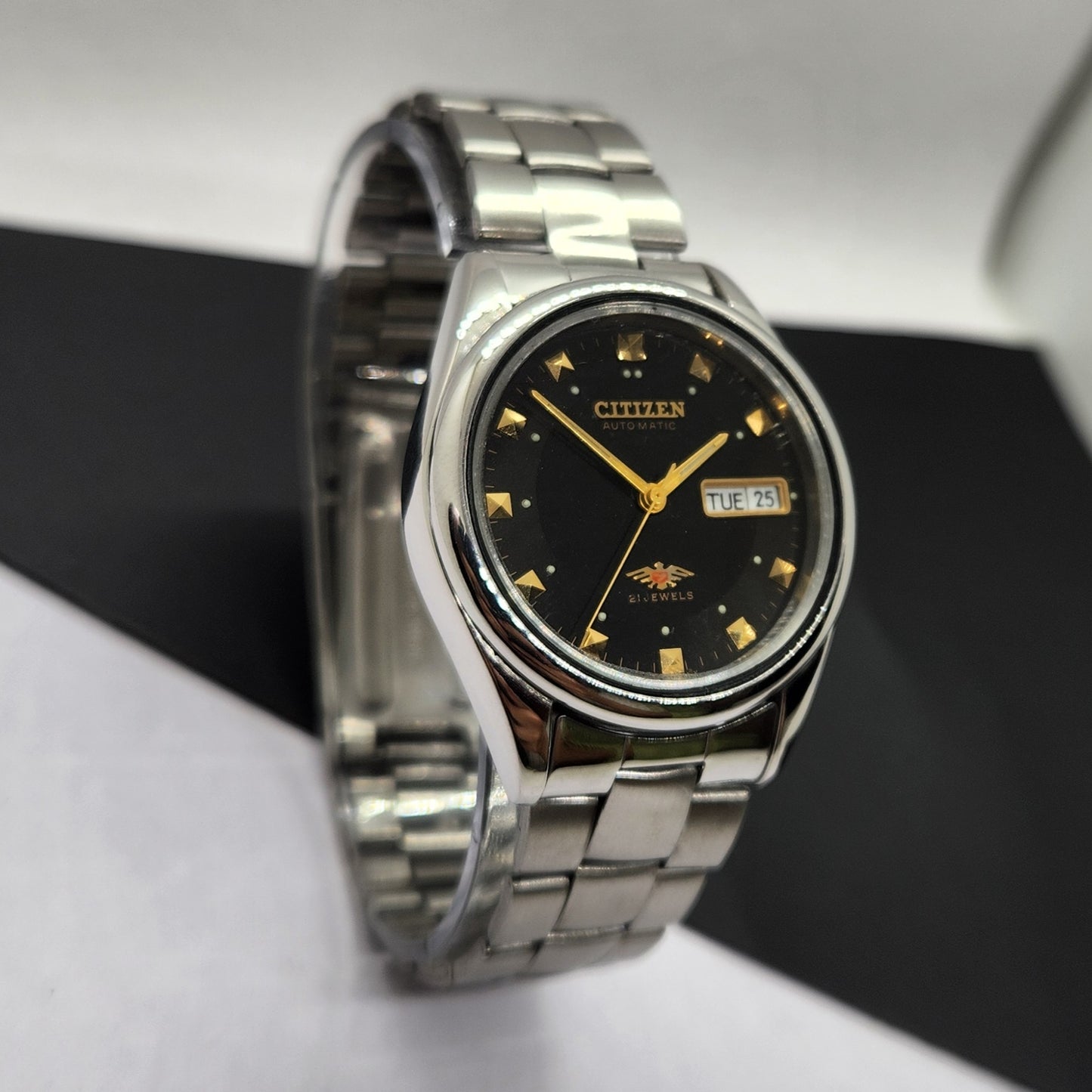 Vintage 1977 Original Citizen Automatic Cal. 8200 Black Face 21 Jewels Day-Date Japanese Men's Wrist Watch EG28