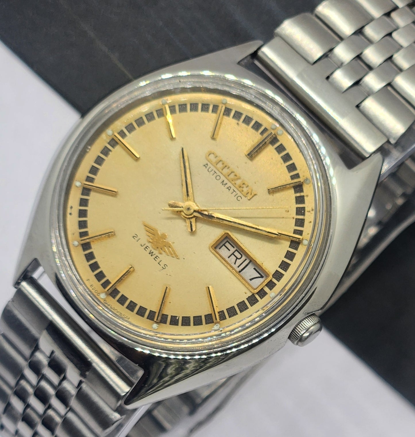 Vintage 1991 Original Citizen Automatic Cal. 8200 Golden Face 21 Jewels Day-Date Japanese Men's Wrist Watch EG34