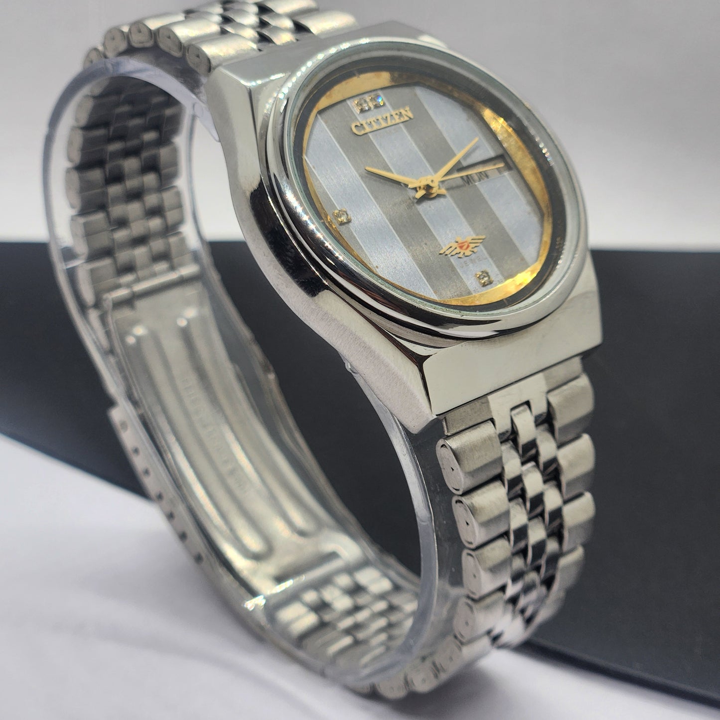 Vintage 1993 Original Citizen Automatic Cal. 8200 Gray Face 21 Jewels Day-Date Japanese Men's Wrist Watch EG33