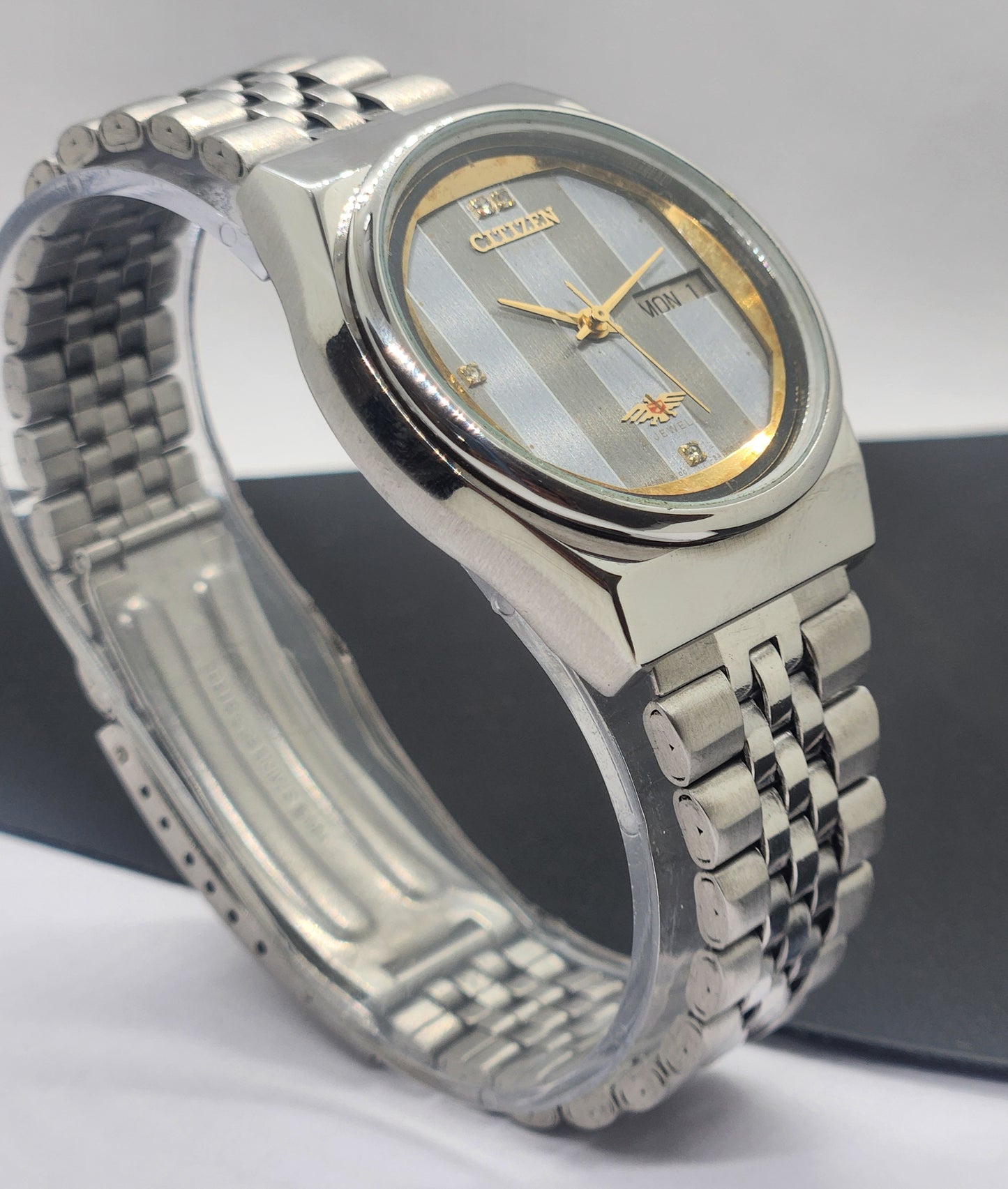 Vintage 1993 Original Citizen Automatic Cal. 8200 Gray Face 21 Jewels Day-Date Japanese Men's Wrist Watch EG33