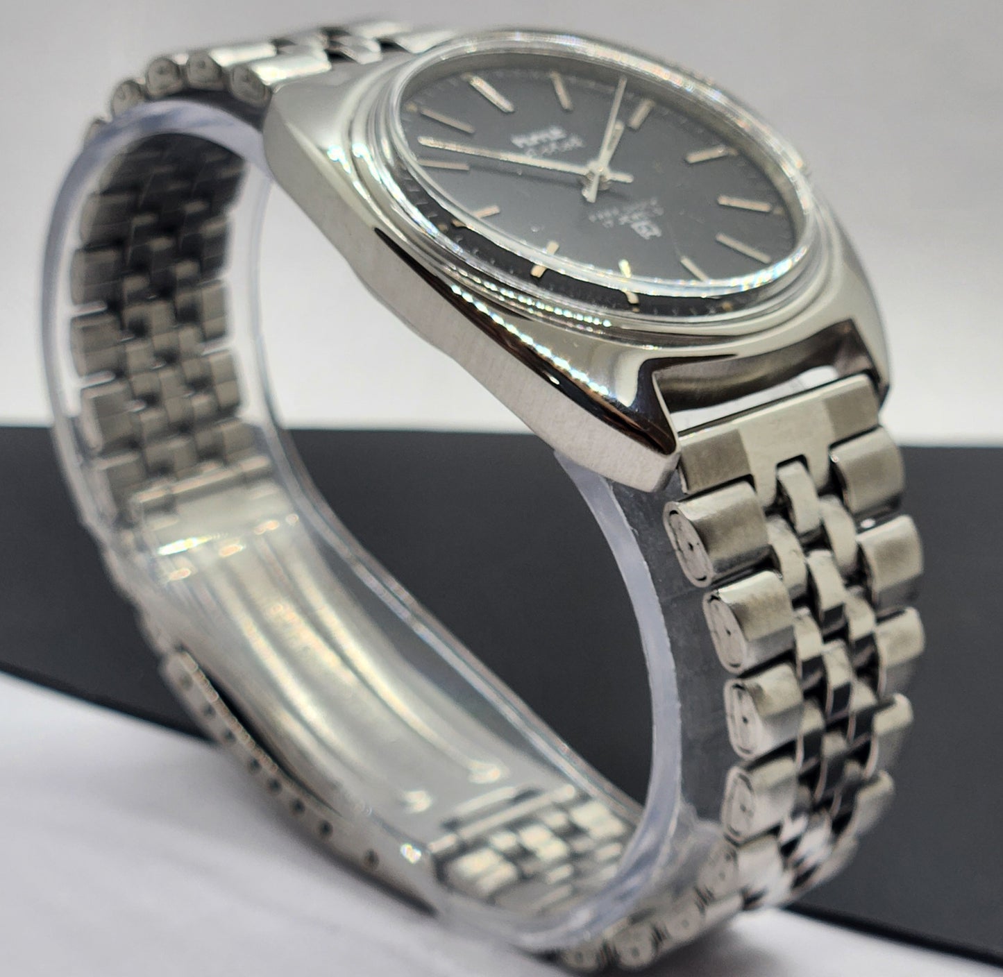 Vintage Original HMT Ashok Hand Winding 17 Jewels Black Face Silver Bracelet Men's Wrist Watch F22