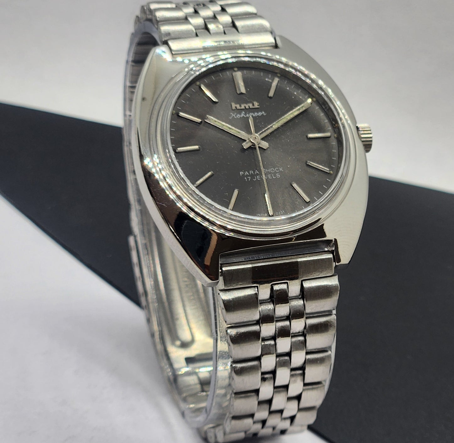 Vintage Original HMT Kohinoor Hand Winding 17 Jewels Gray Face Silver Bracelet Men's Wrist Watch F24