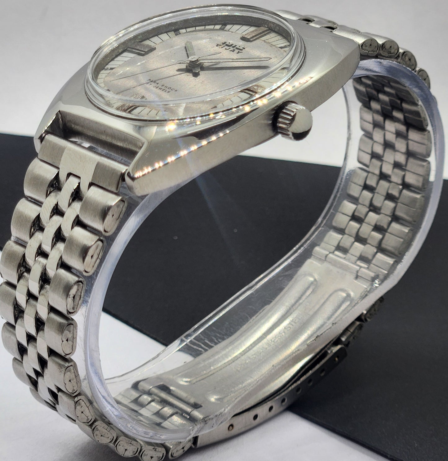 Vintage Original HMT Vijay Hand Winding 17 Jewels Gray Face Silver Bracelet Men's Wrist Watch F28