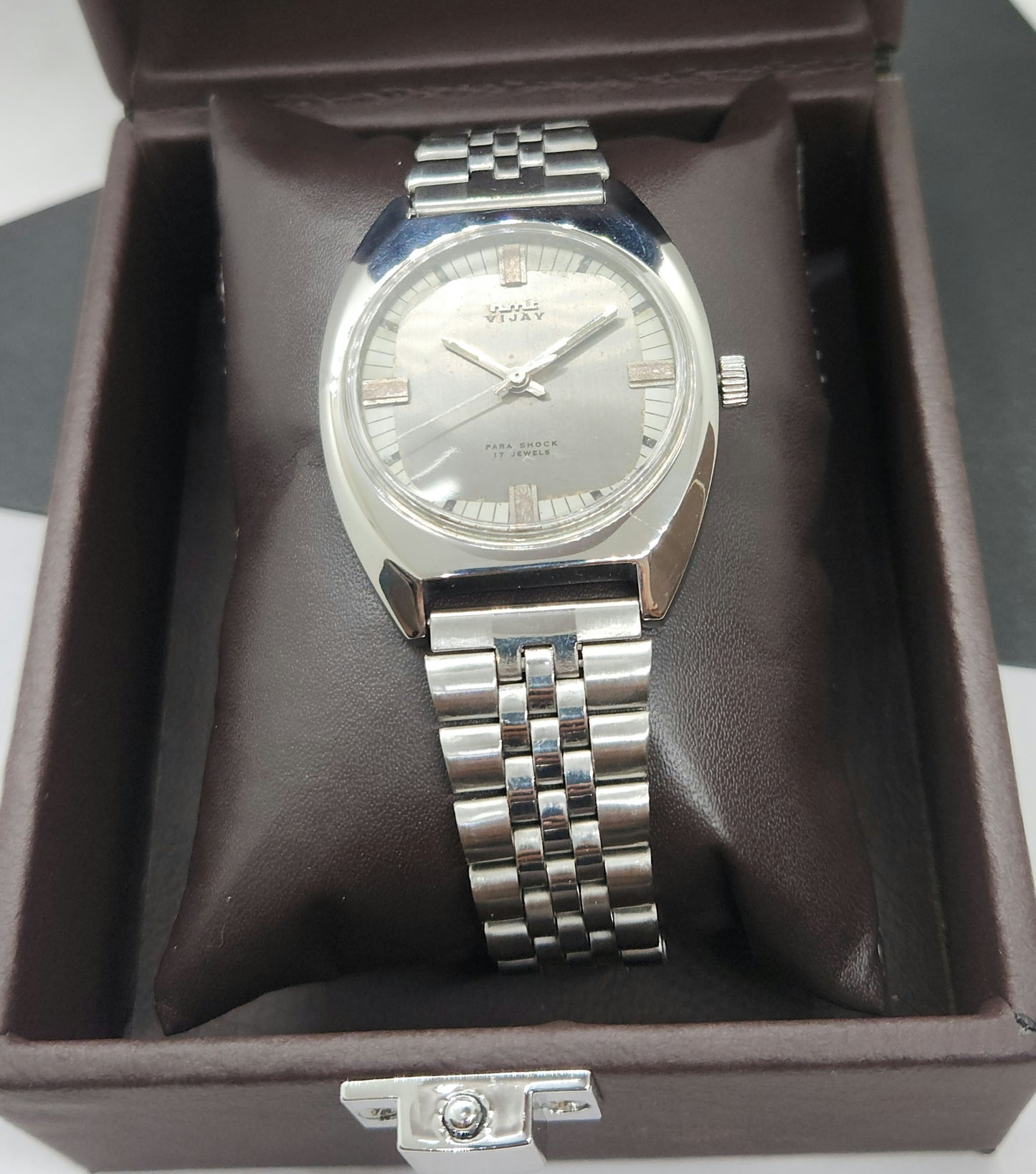 Vintage Original HMT Vijay Hand Winding 17 Jewels Gray Face Silver Bracelet Men's Wrist Watch F28