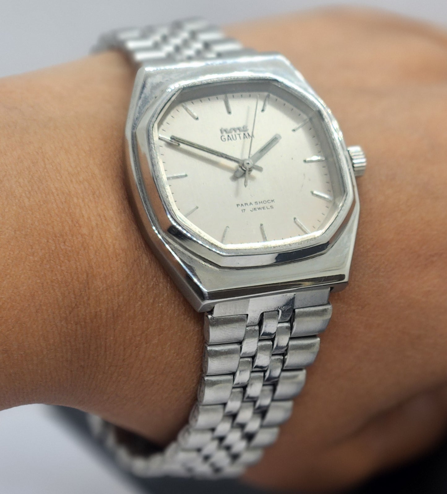 Vintage Original HMT Gautam Hand Winding 17 Jewels Silver Face Silver Bracelet Men's Wrist Watch F32