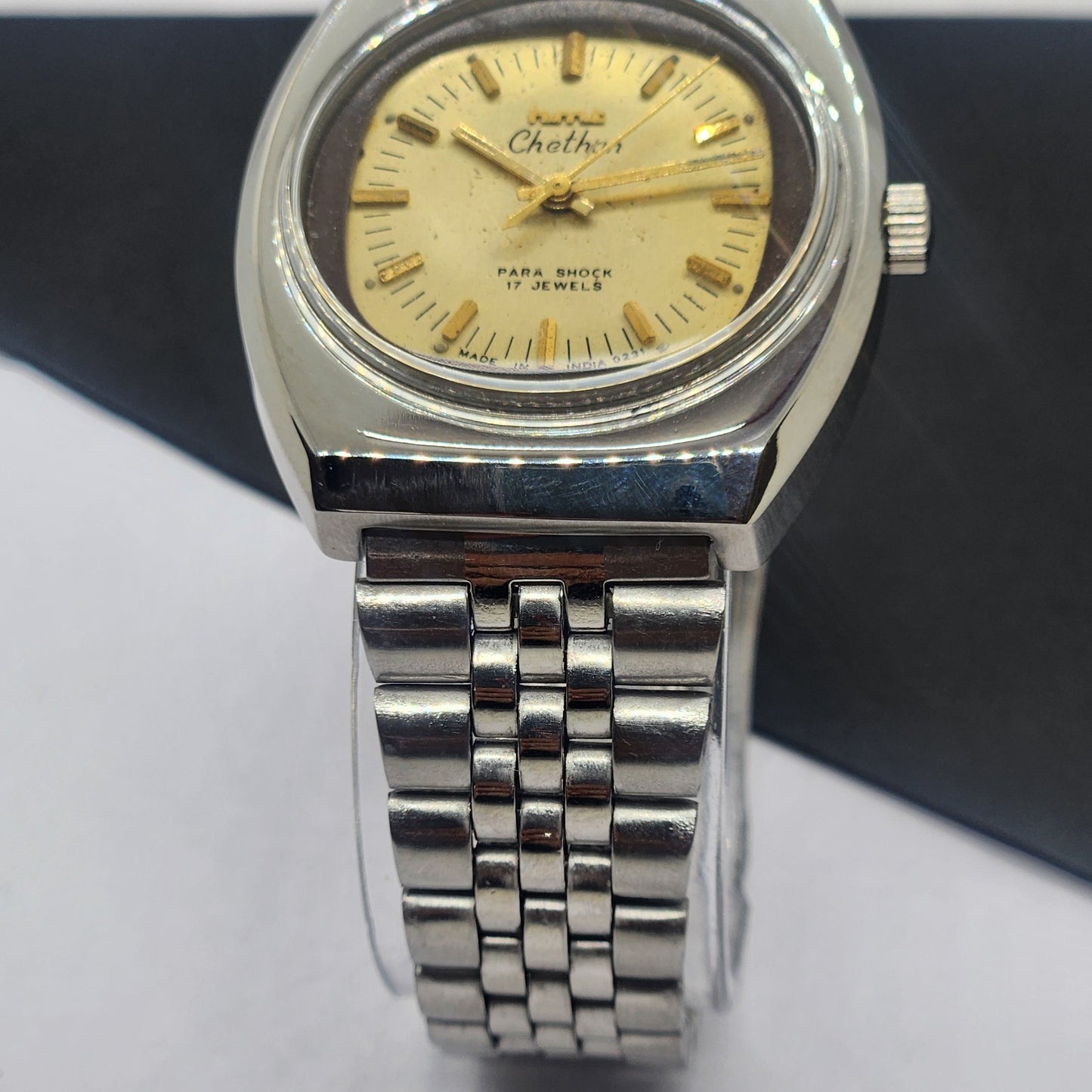 Vintage Original HMT Chethan Hand Winding 17 Jewels Golden Face Silver Bracelet Men's Wrist Watch F36