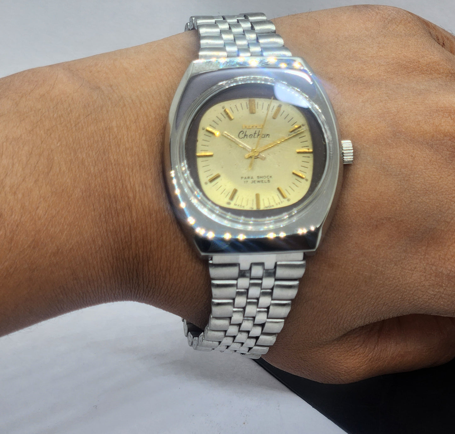 Vintage Original HMT Chethan Hand Winding 17 Jewels Golden Face Silver Bracelet Men's Wrist Watch F36