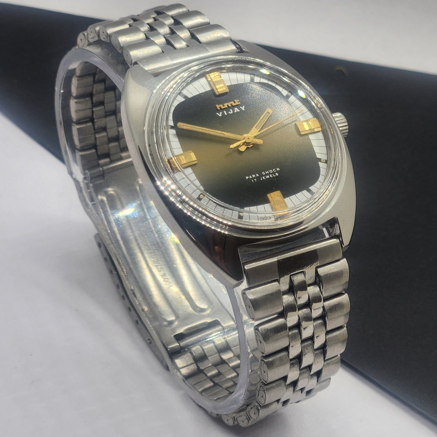 Vintage Original HMT Vijay Hand Winding 17 Jewels Black Face Silver Bracelet Men's Wrist Watch F39
