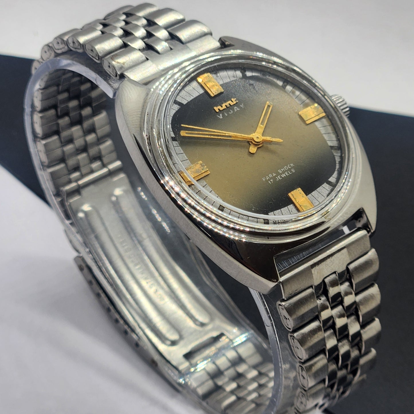 Vintage Original HMT Vijay Hand Winding 17 Jewels Black Face Silver Bracelet Men's Wrist Watch F42