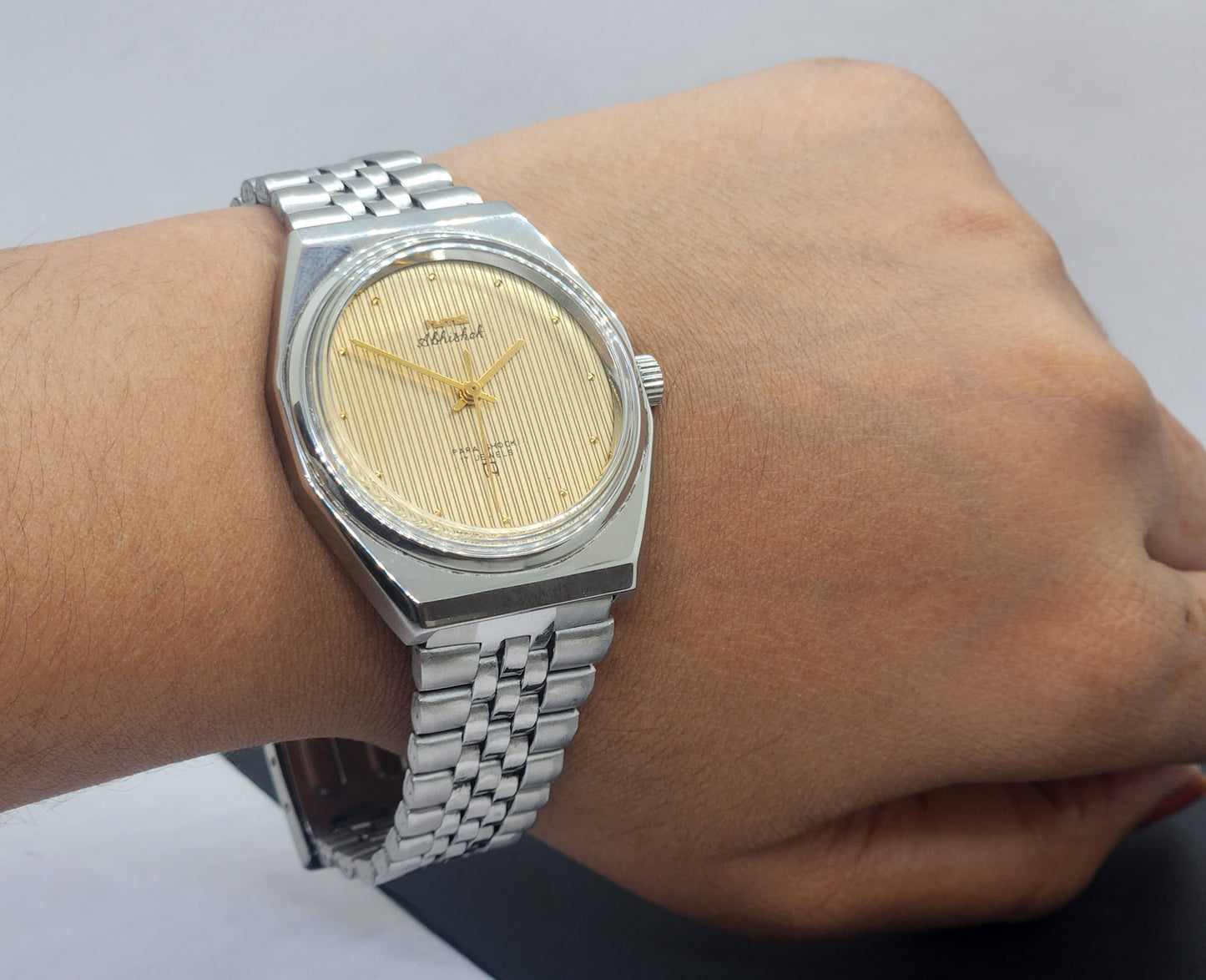 Vintage Original HMT Abhishek Hand Winding 17 Jewels Golden Face Silver Bracelet Men's Wrist Watch F48