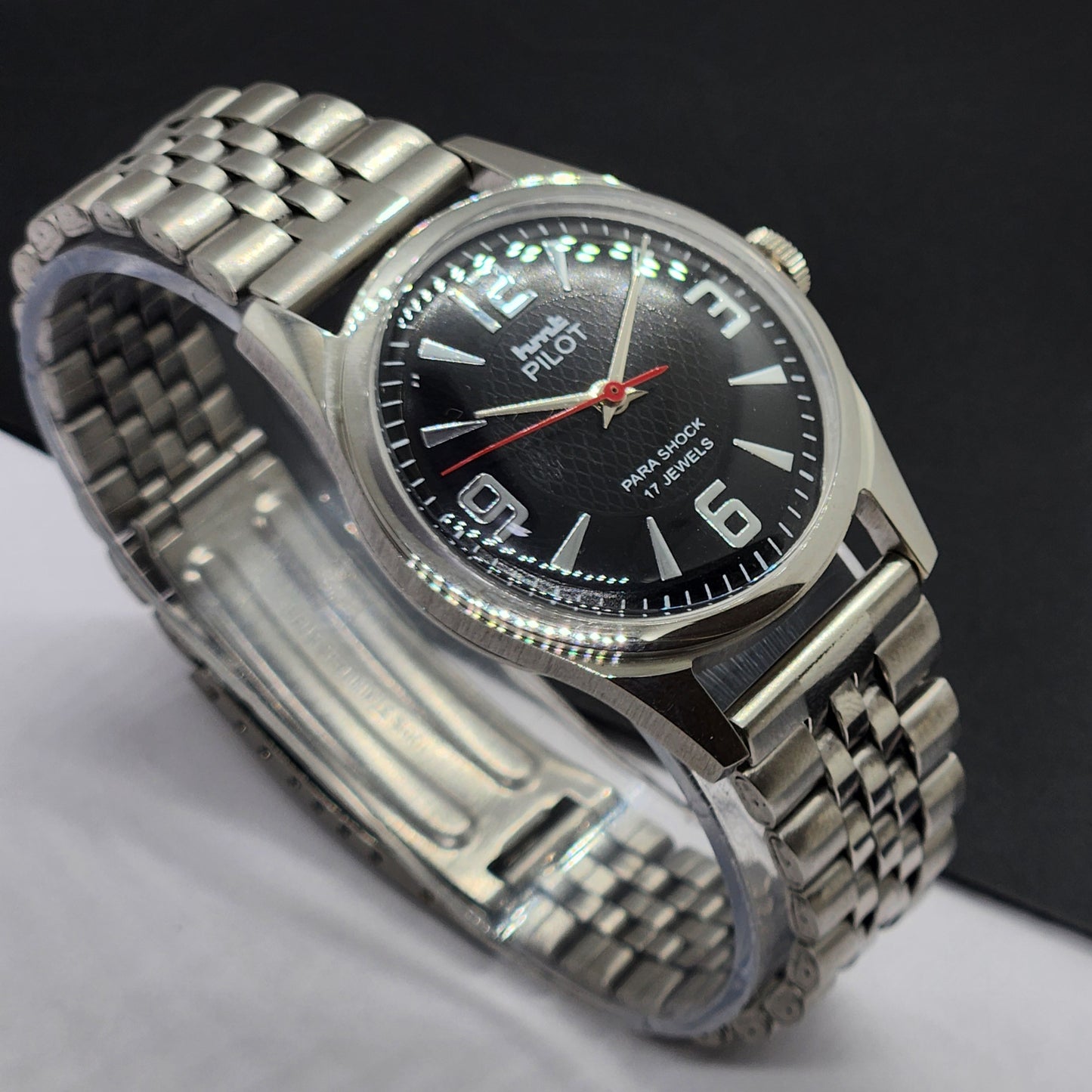 Vintage HMT Pilot Hand Winding 17 Jewels Black Face Jubilee Bracelet Men's Wrist Watch F53