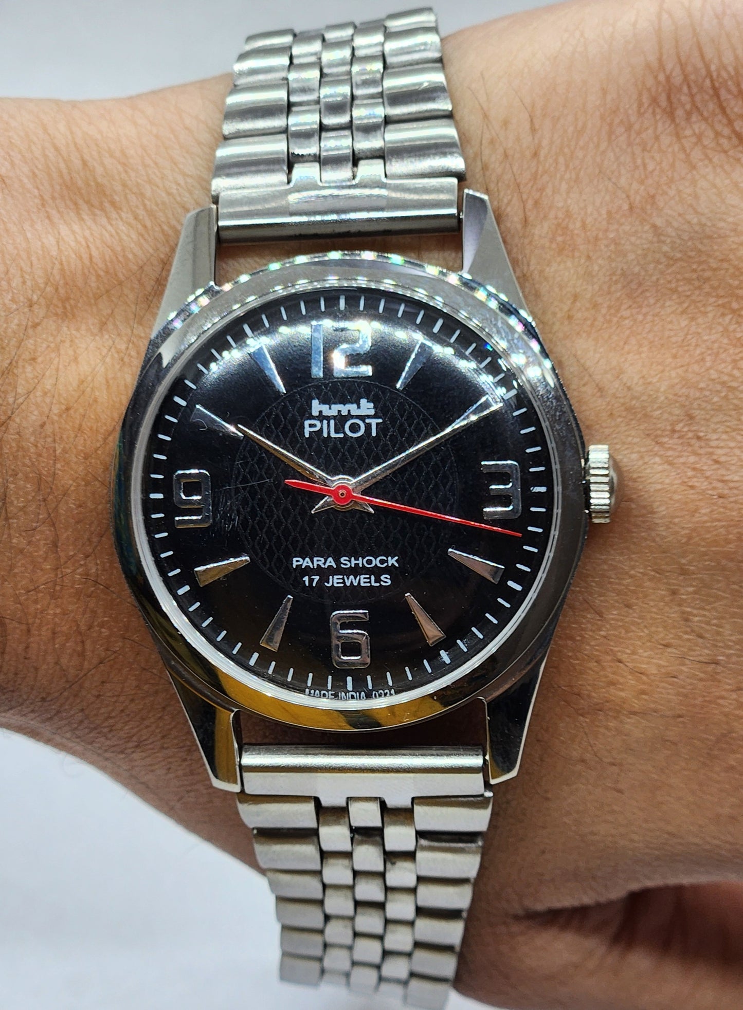 Vintage HMT Pilot Hand Winding 17 Jewels Black Face Jubilee Bracelet Men's Wrist Watch F53