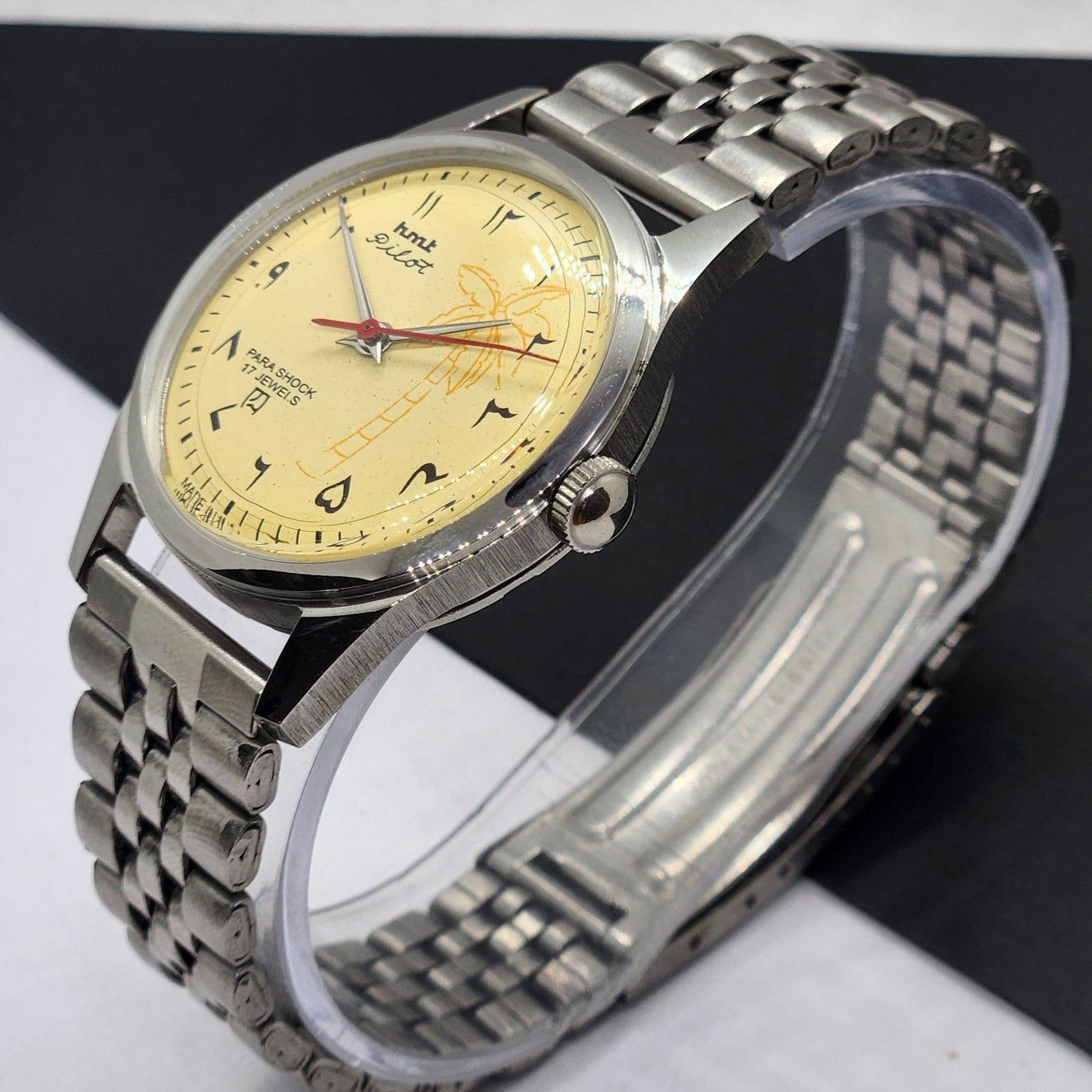 Vintage HMT Pilot Hand Winding 17 Jewels Yellow Face Jubilee Bracelet Men's Wrist Watch F56