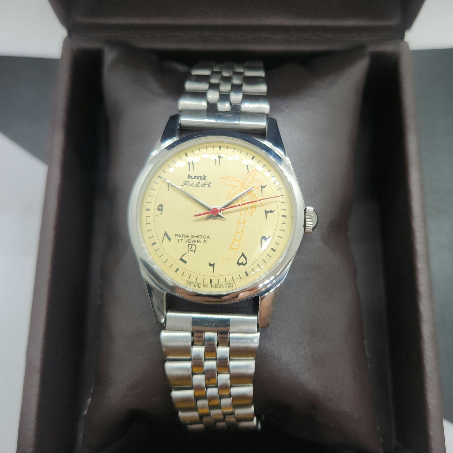 Vintage HMT Pilot Hand Winding 17 Jewels Yellow Face Jubilee Bracelet Men's Wrist Watch F56