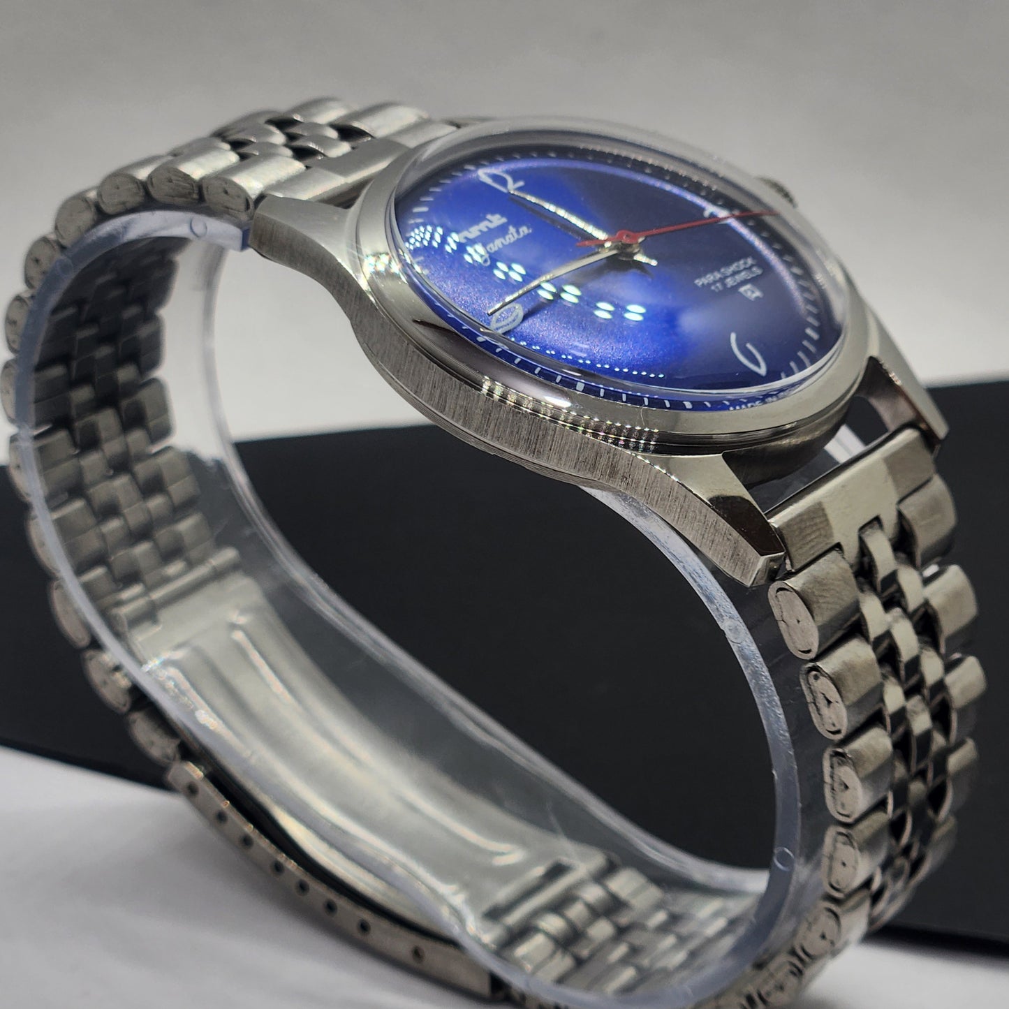 Vintage HMT Janata Hand Winding 17 Jewels Blue Face Jubilee Bracelet Men's Wrist Watch F60
