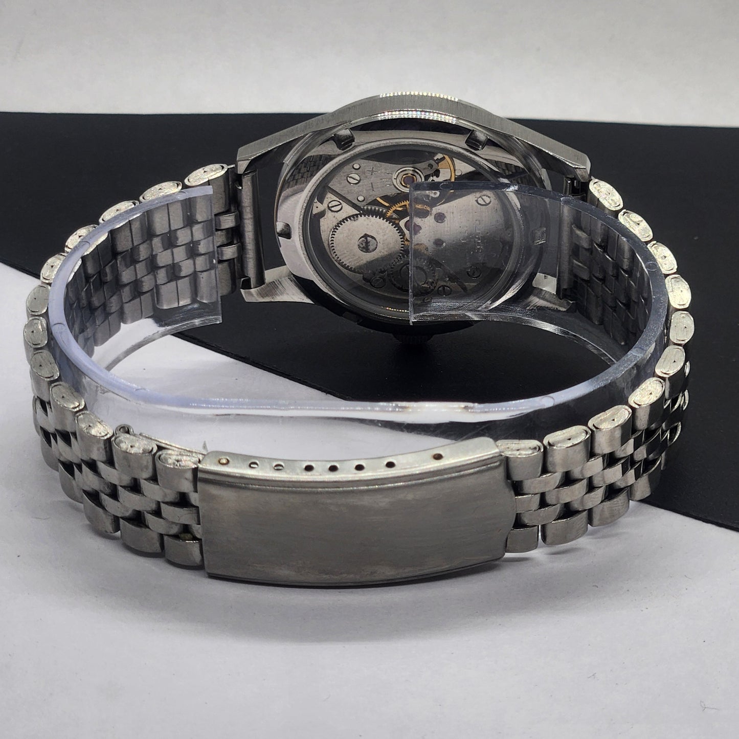 Vintage HMT Janata Urdu Hand Winding 17 Jewels Red Face Jubilee Bracelet Men's Wrist Watch F61
