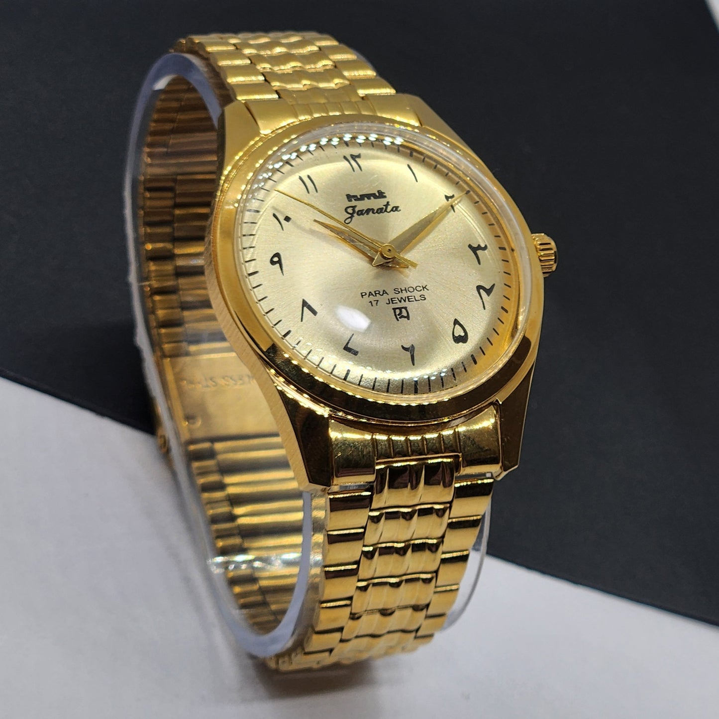Vintage HMT Janata Urdu Hand Winding 17 Jewels Golden Face 35MM Golden Case Men's Wrist Watch F68