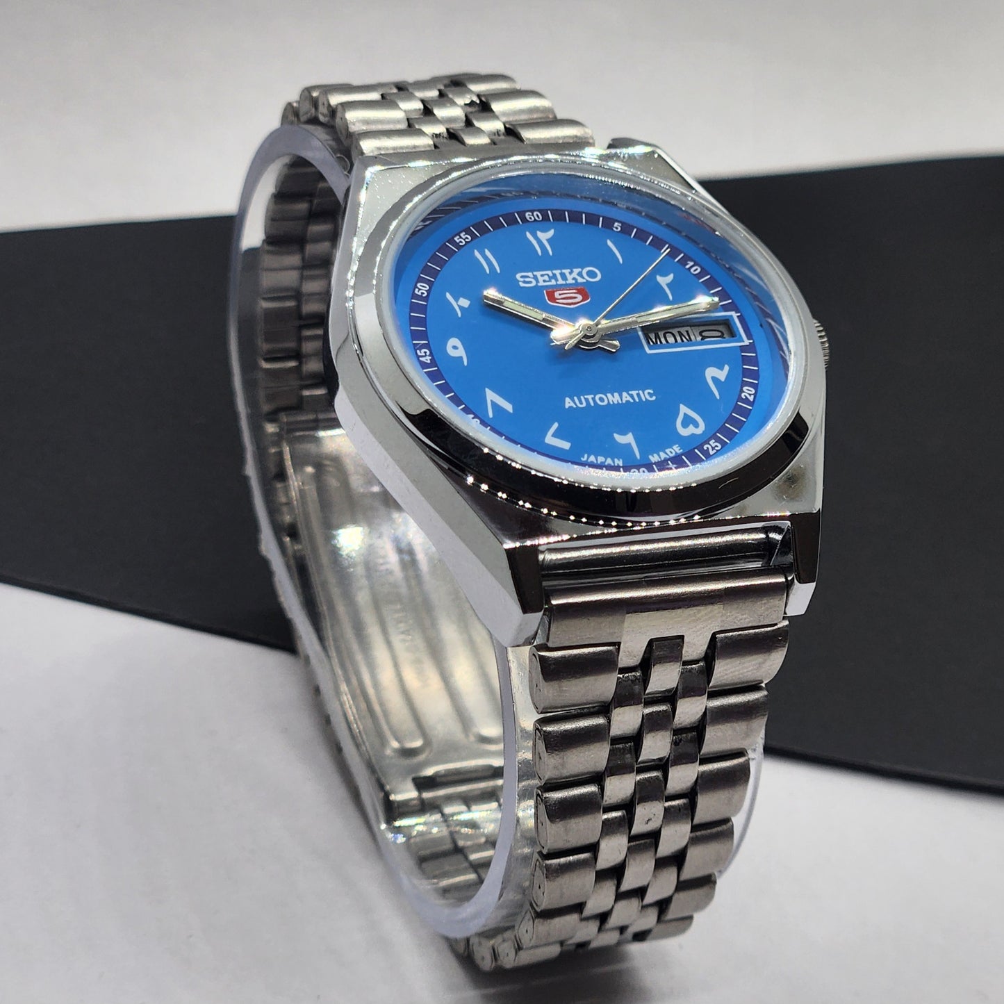 Vintage Mod Seiko 5 Automatic Arabic Blue Face 6309A 17 Jewels Japan Men's Day-Date Wrist Watch F71