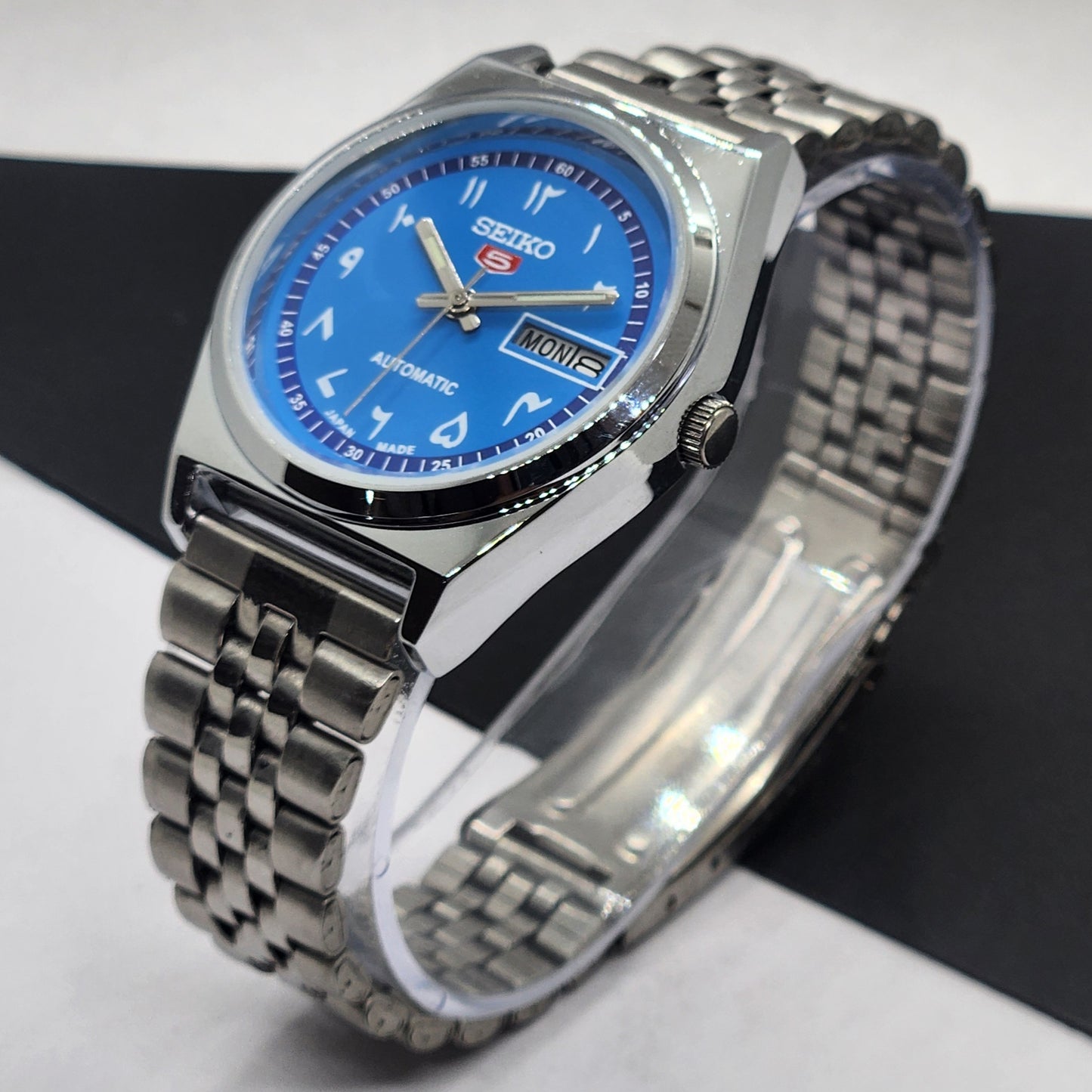 Vintage Mod Seiko 5 Automatic Arabic Blue Face 6309A 17 Jewels Japan Men's Day-Date Wrist Watch F71