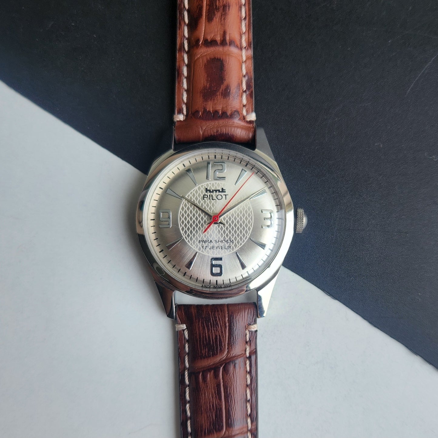 Vintage HMT Pilot Hand Winding 17 Jewels Silver Face Brown Croco Leather Strap Men's Wrist Watch F76