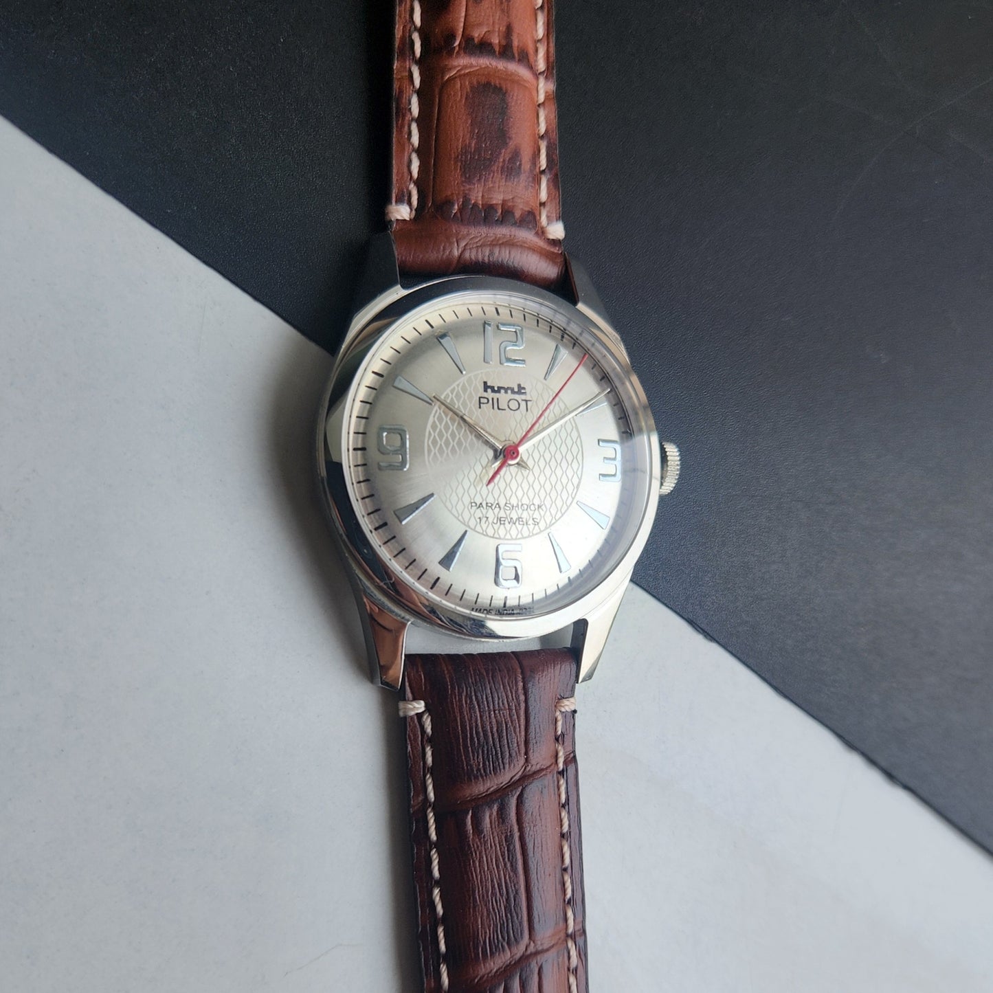 Vintage HMT Pilot Hand Winding 17 Jewels Silver Face Brown Croco Leather Strap Men's Wrist Watch F76