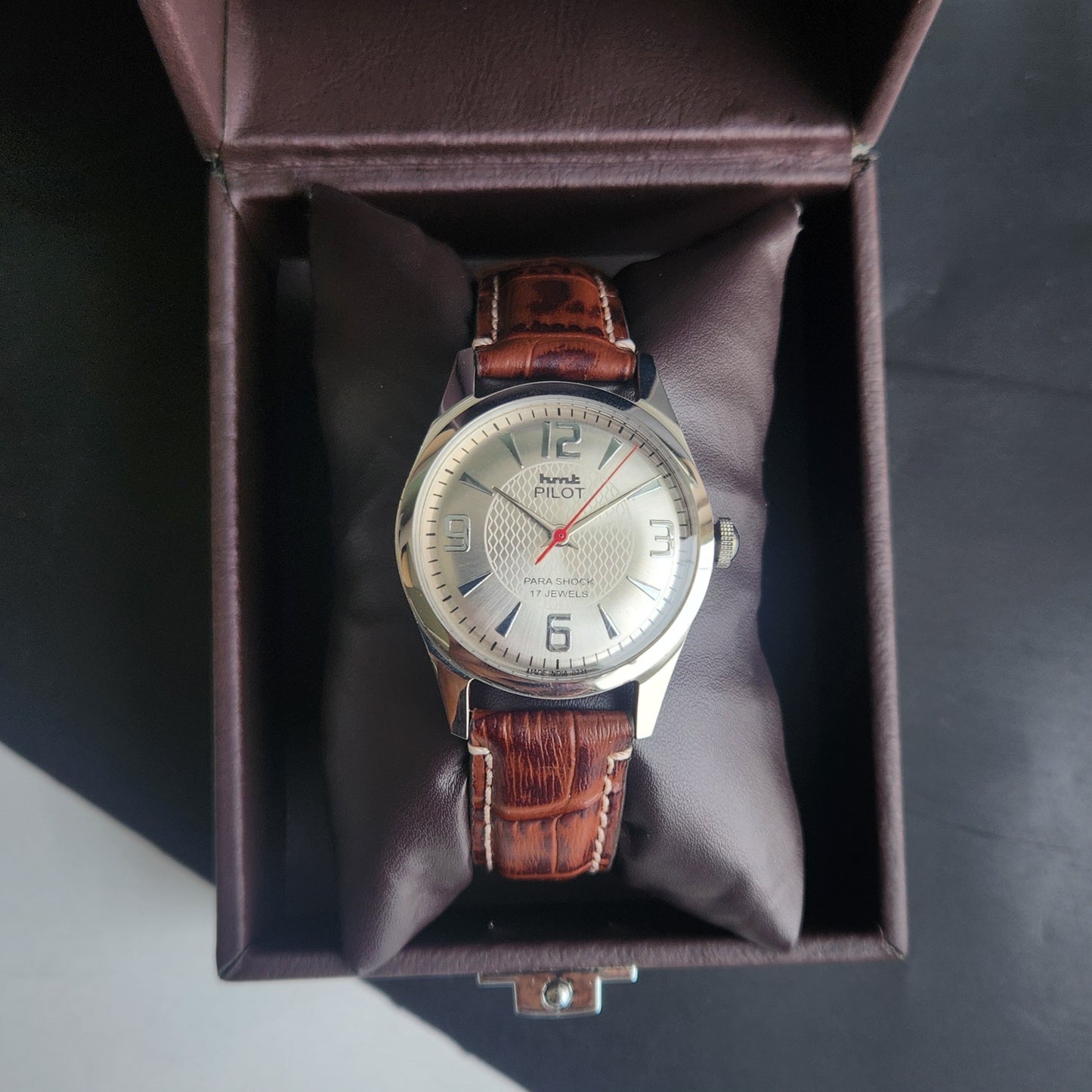 Vintage HMT Pilot Hand Winding 17 Jewels Silver Face Brown Croco Leather Strap Men's Wrist Watch F76