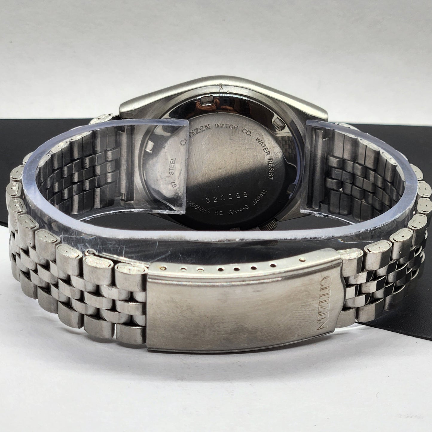 Vintage 1983 Original Citizen Automatic Cal. 8200 Black Face 21 Jewels Day-Date Japanese Men's Wrist Watch EG39