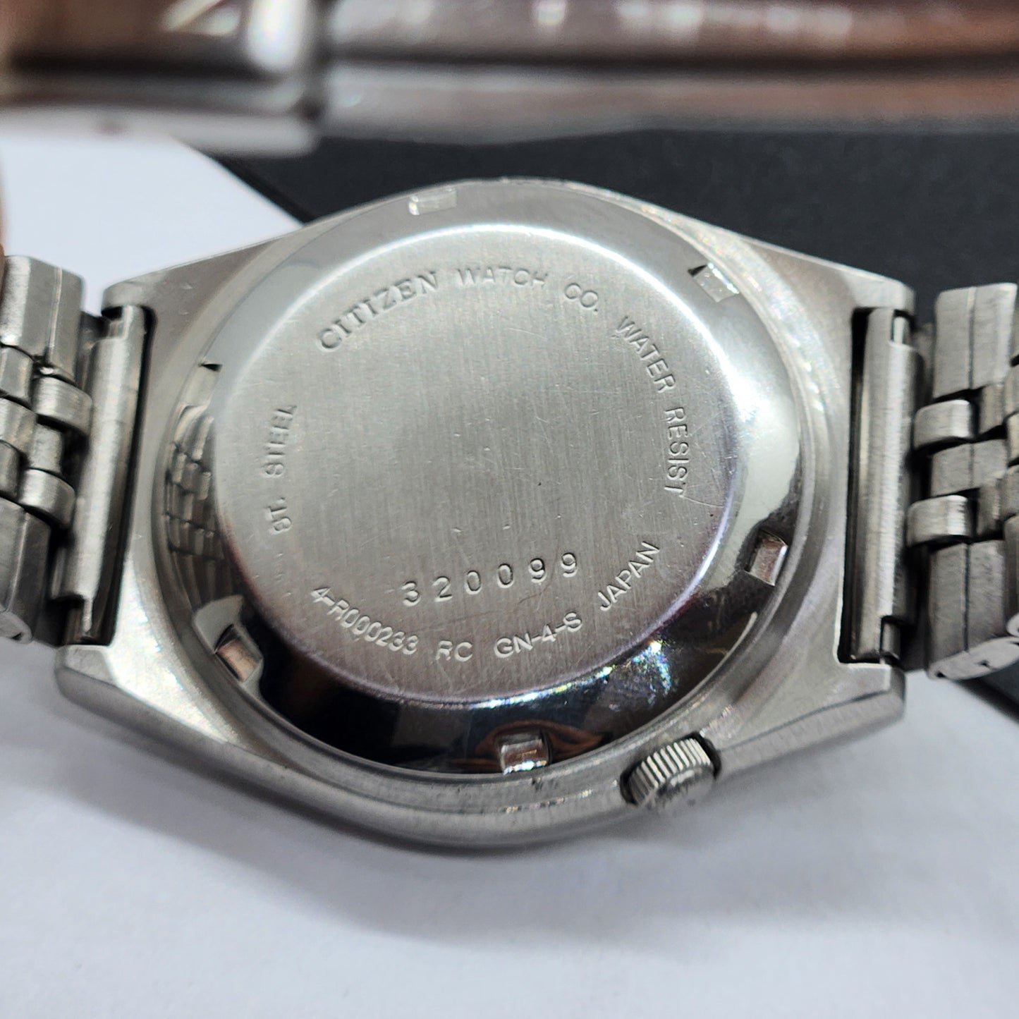 Vintage 1983 Original Citizen Automatic Cal. 8200 Black Face 21 Jewels Day-Date Japanese Men's Wrist Watch EG39