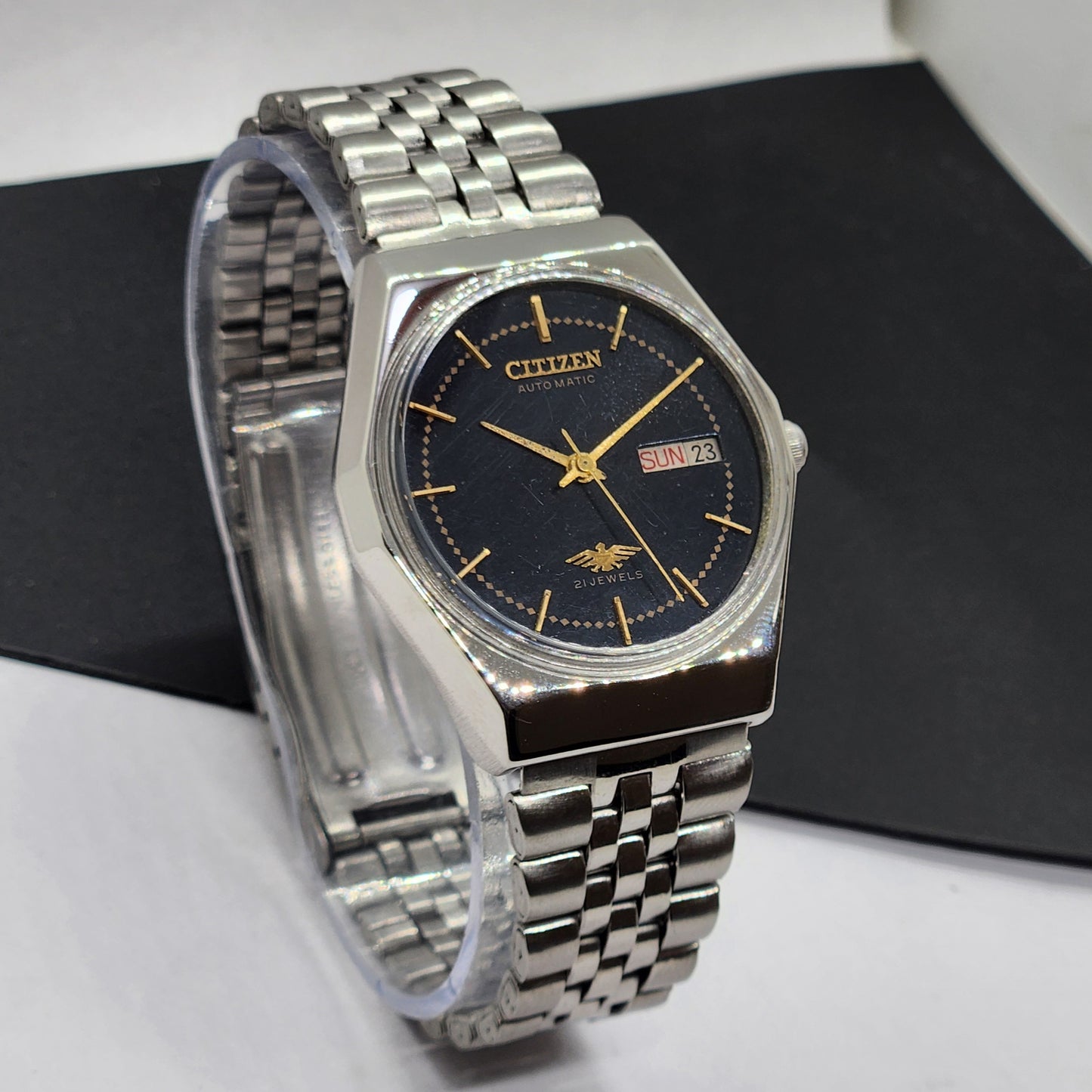 Vintage 1984 Original Citizen Automatic Cal. 8200 Black Face 21 Jewels Day-Date Japanese Men's Wrist Watch EG40