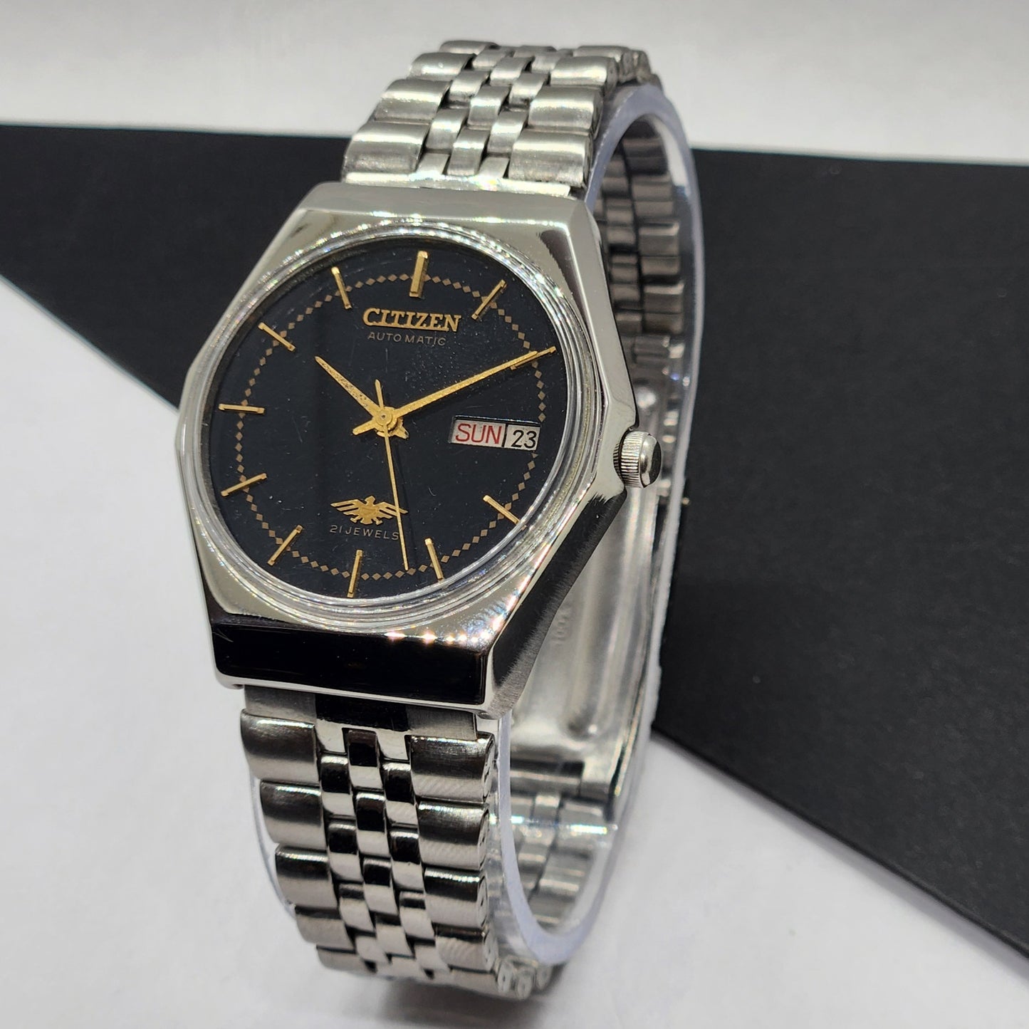 Vintage 1984 Original Citizen Automatic Cal. 8200 Black Face 21 Jewels Day-Date Japanese Men's Wrist Watch EG40