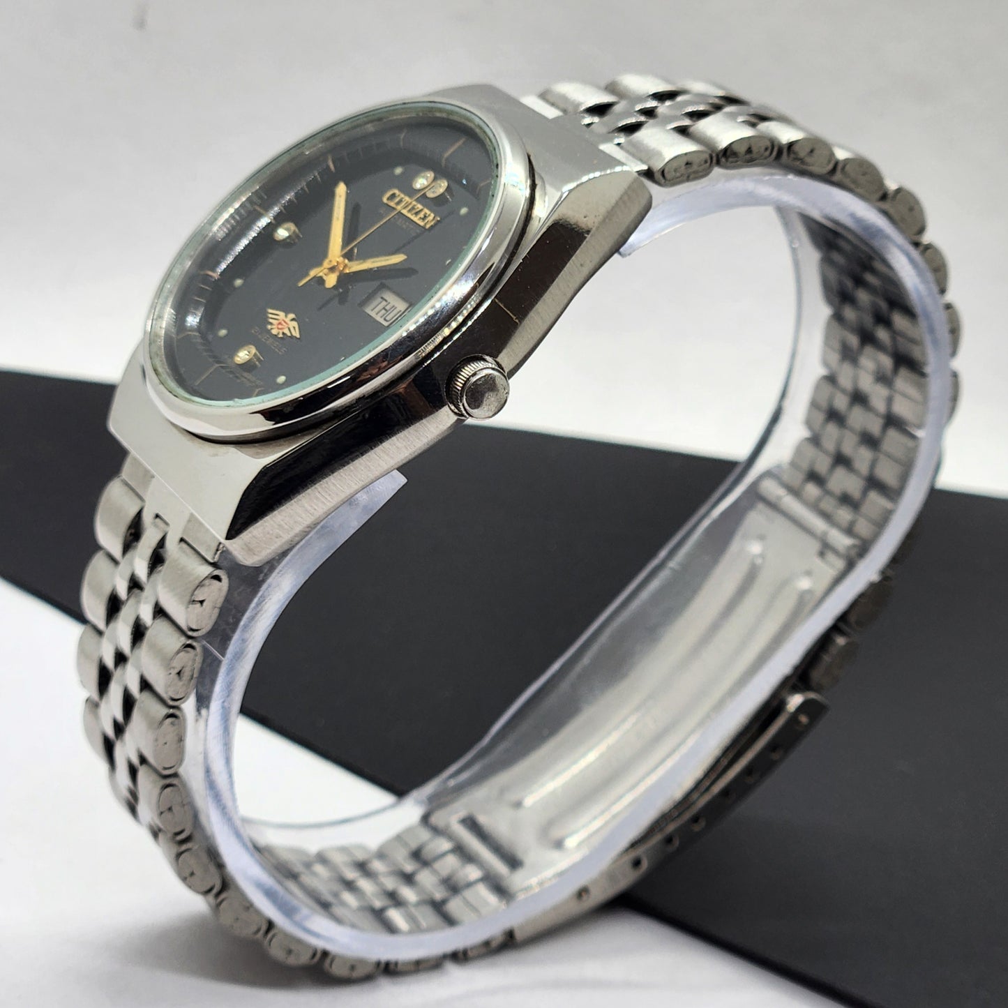 Vintage 1987 Original Citizen Automatic Cal. 8200 Black Face 21 Jewels Day-Date Japanese Men's Wrist Watch EG44