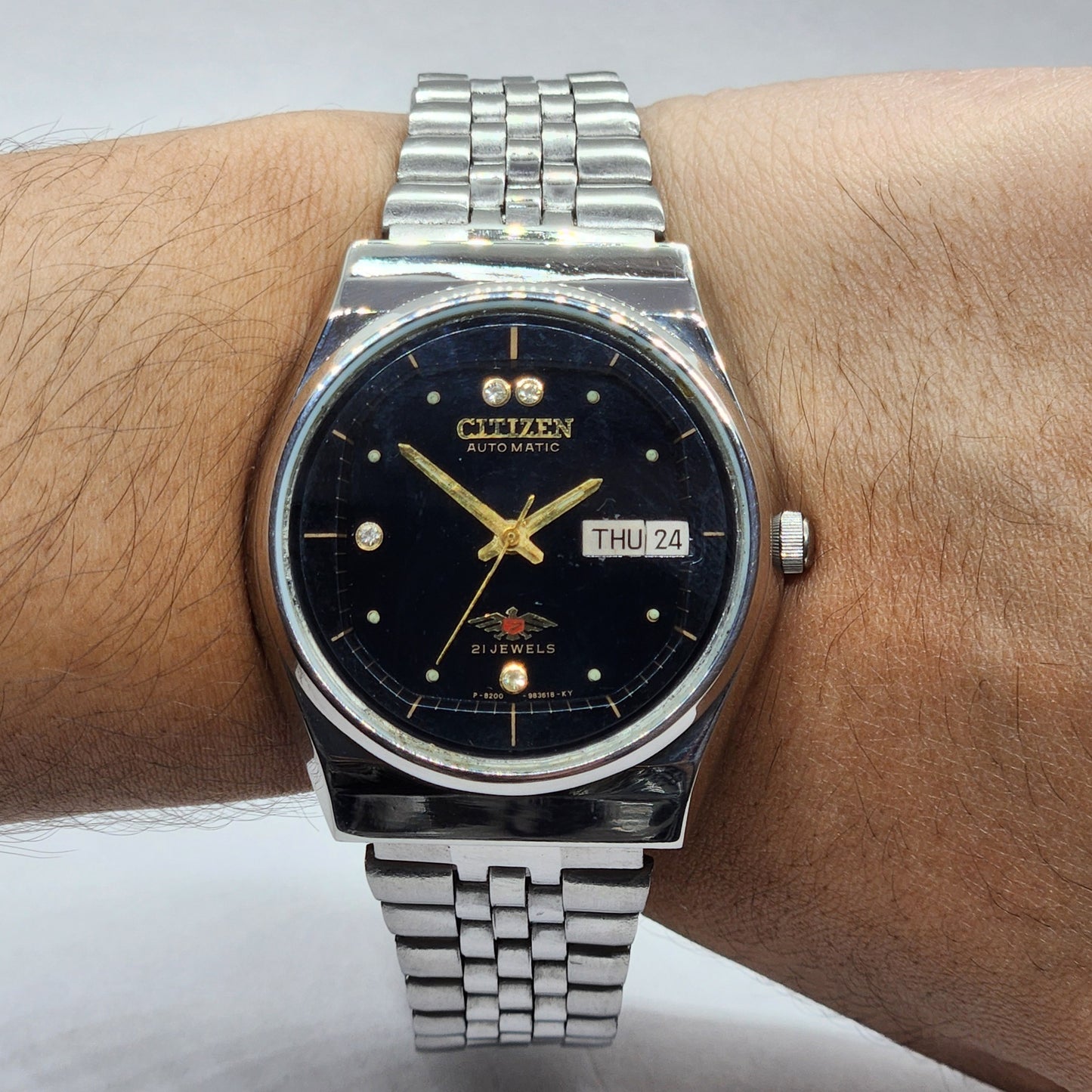 Vintage 1987 Original Citizen Automatic Cal. 8200 Black Face 21 Jewels Day-Date Japanese Men's Wrist Watch EG44