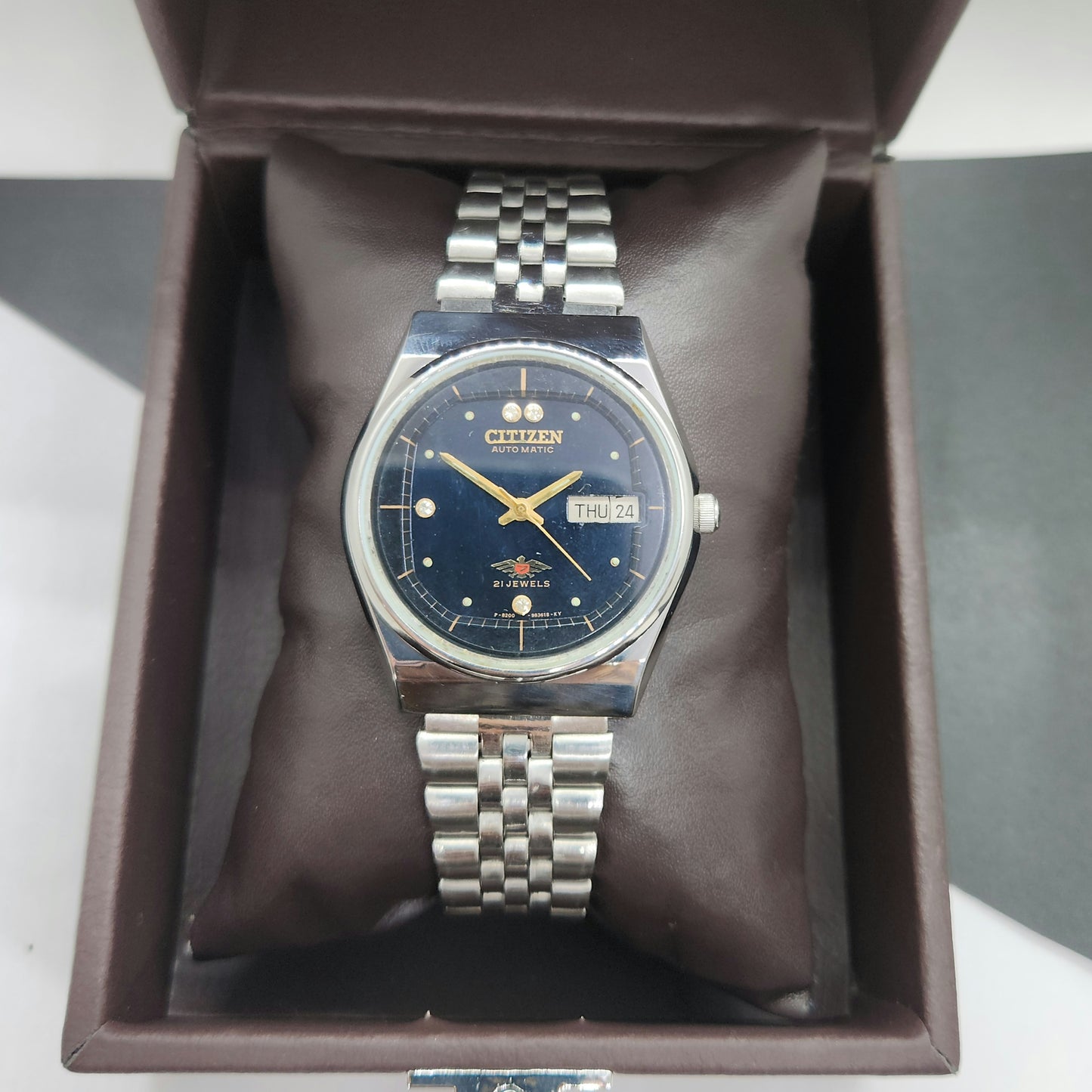 Vintage 1987 Original Citizen Automatic Cal. 8200 Black Face 21 Jewels Day-Date Japanese Men's Wrist Watch EG44