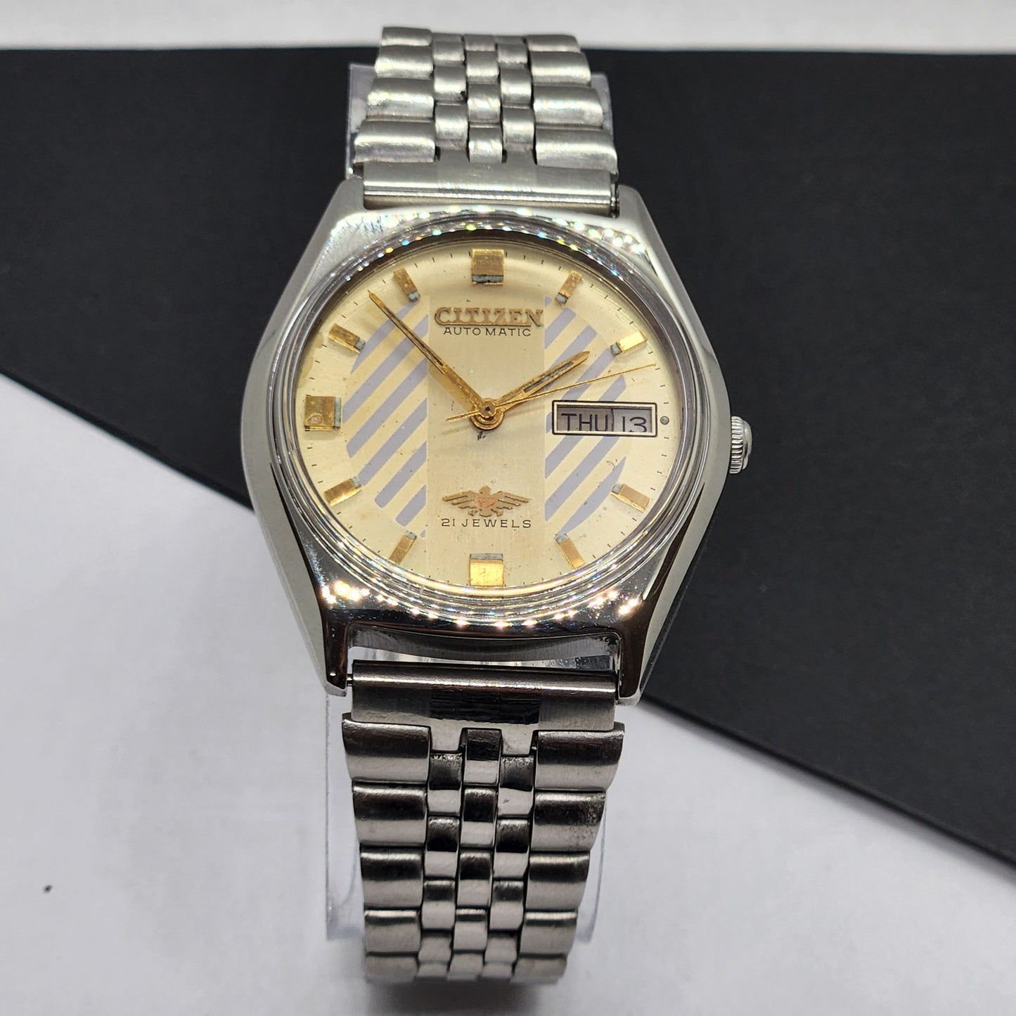 Vintage 1987 Original Citizen Automatic Cal. 8200 Golden Face 21 Jewels Day-Date Japanese Men's Wrist Watch EG45